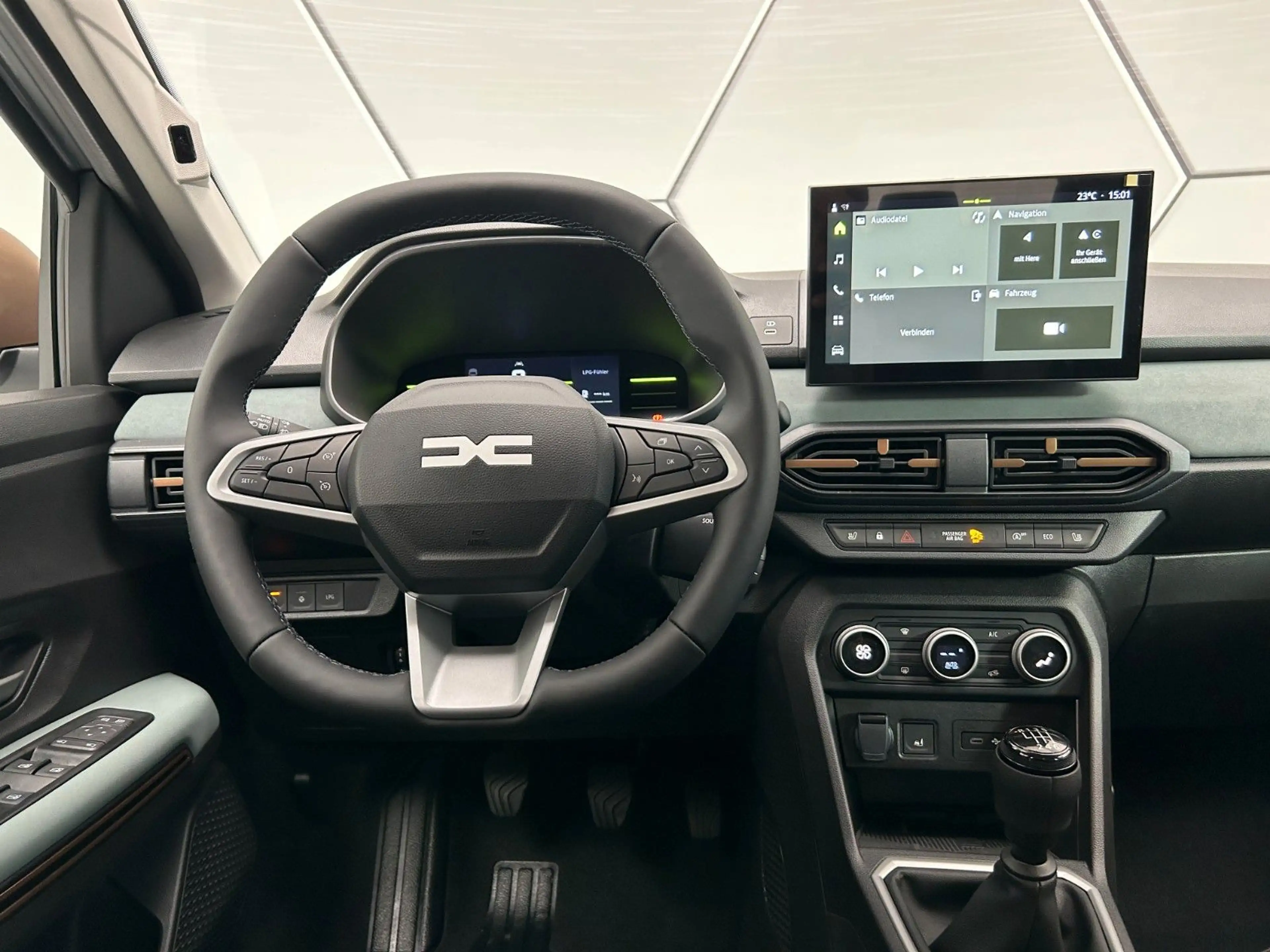 Dacia Jogger Extreme TCe 110 7-Sitzer Winter-Paket — photo 15