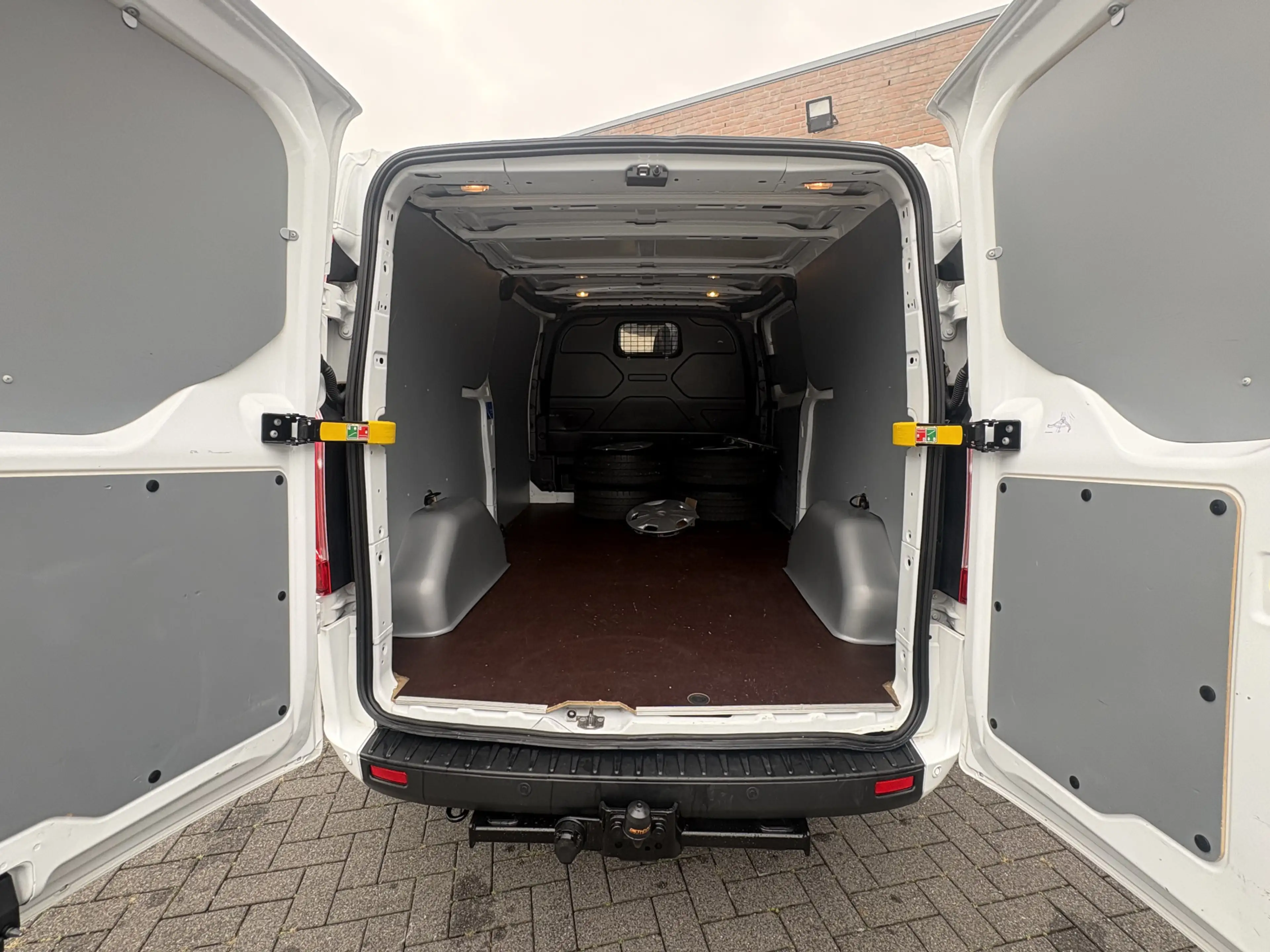 Ford Transit Custom 2.0TDCI 130PK Lang Raptor Edition / 2.800KG Trekha — photo 3