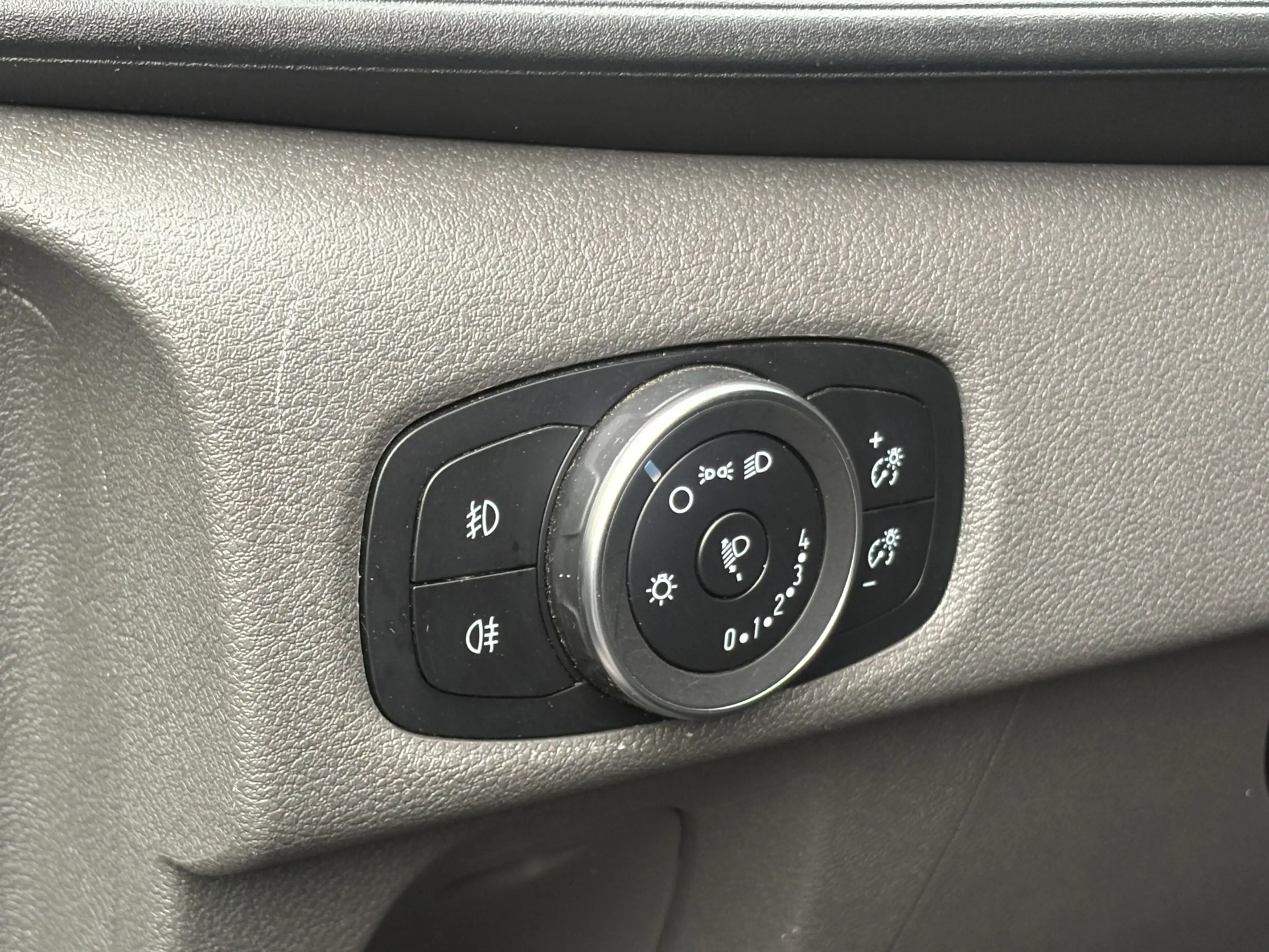 Ford Transit Custom 2.0TDCI 130PK Lang Raptor Edition / 2.800KG Trekha — photo 28
