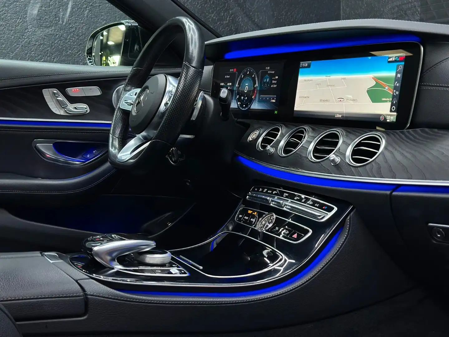 Mercedes-Benz E 400 D*LIMO*4M*AMG*PANO*MEMORY*360°*BURMES*STHZ* bijela - 2