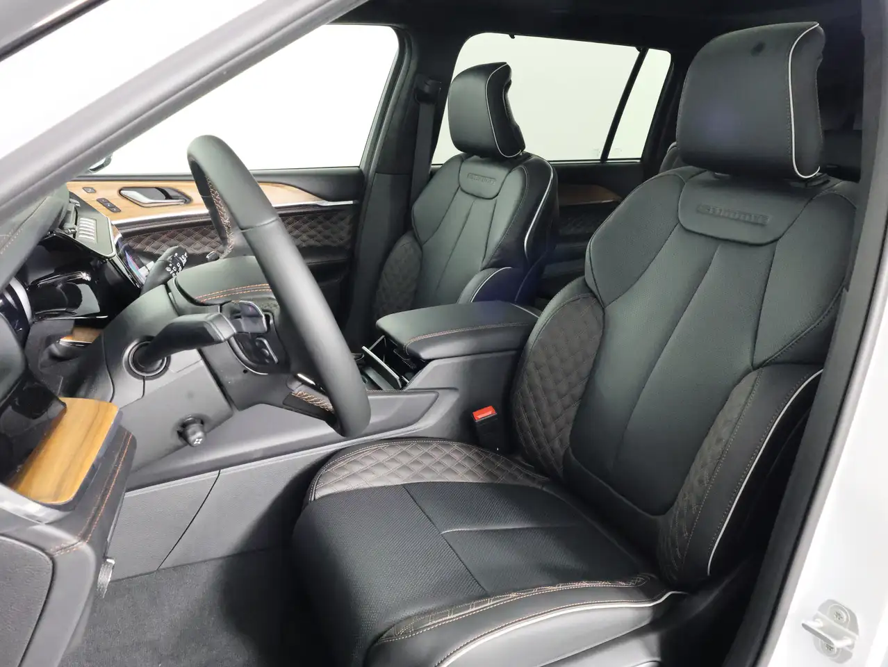 Jeep Grand Cherokee 2026 — фото 16
