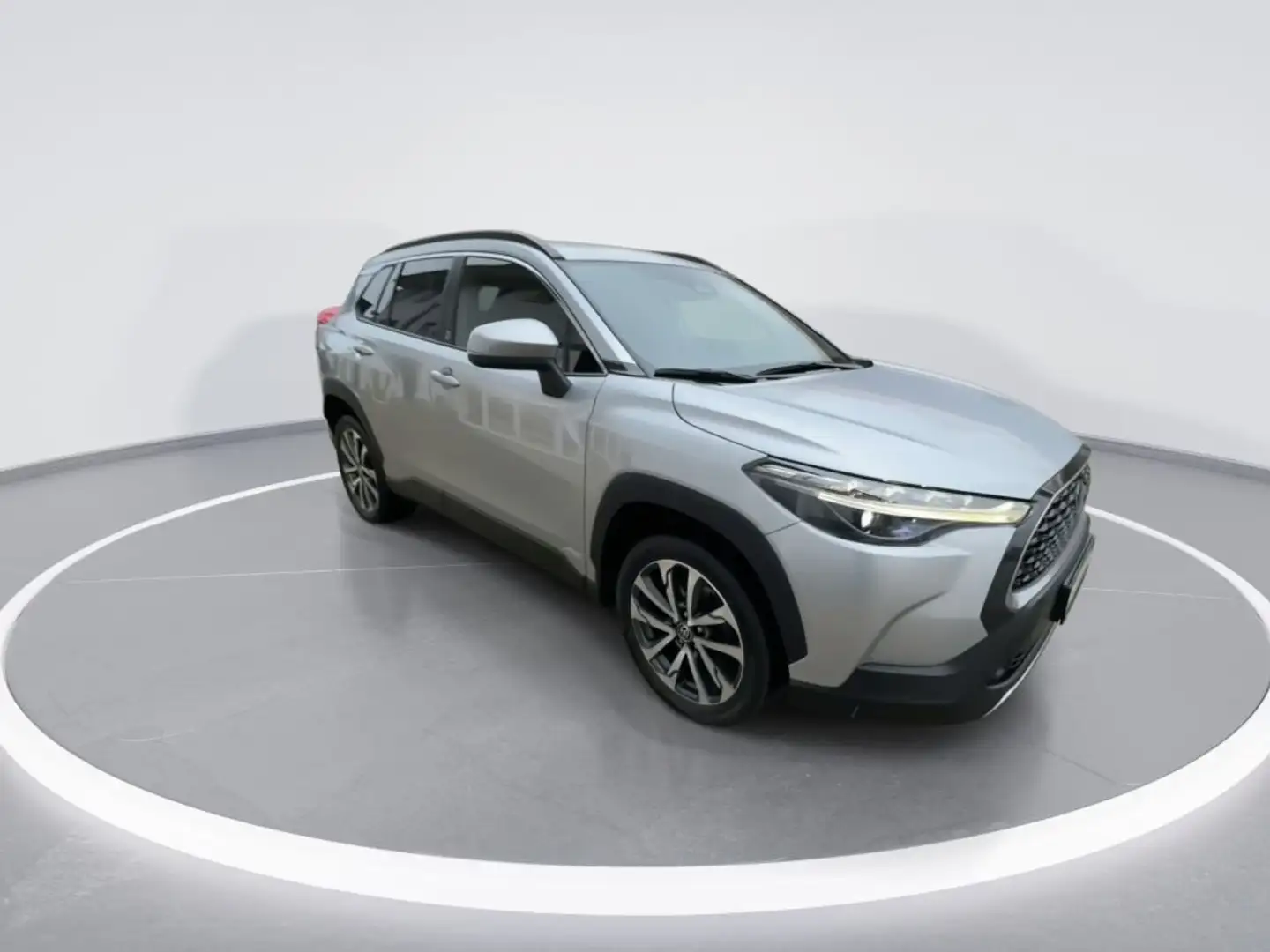 Toyota Corolla Cross Hybrid 2.0 VVT-i Team Deutschland LED Plateado - 2