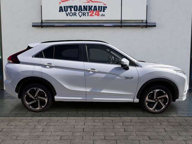 Mitsubishi Eclipse Cross Plus Select Hybrid 4WD*Voll*LED* Klima Navi