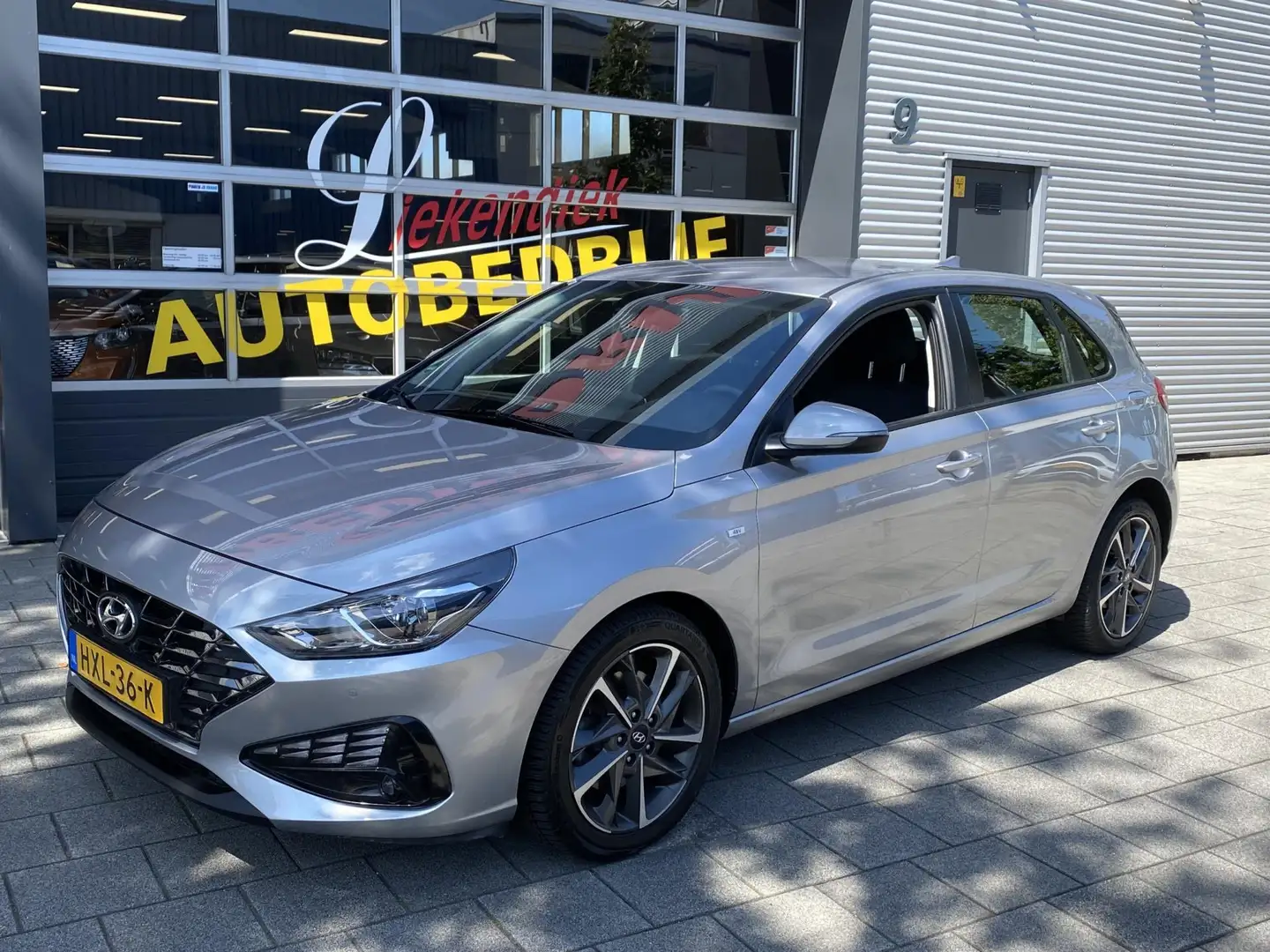 Hyundai i30 1.0 T-GDi Mild- Hybrid Trend - AUTOMAAT - Apple Ca Gris - 1