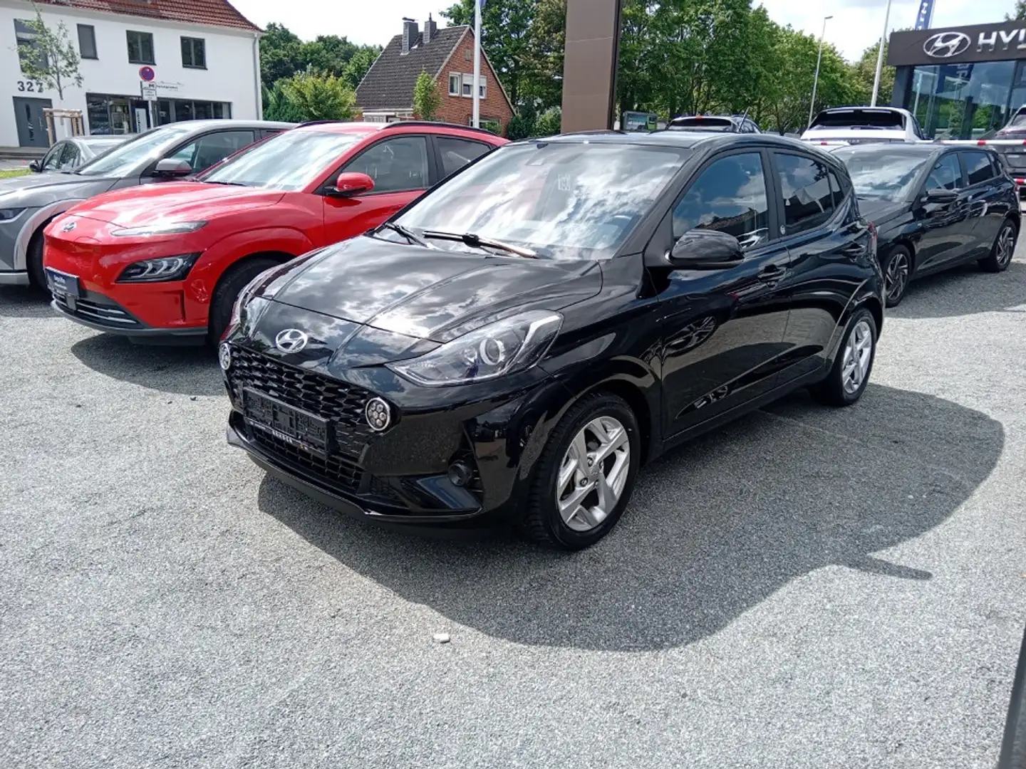 Hyundai i10 1.0 EDITION 30 Zwart - 1