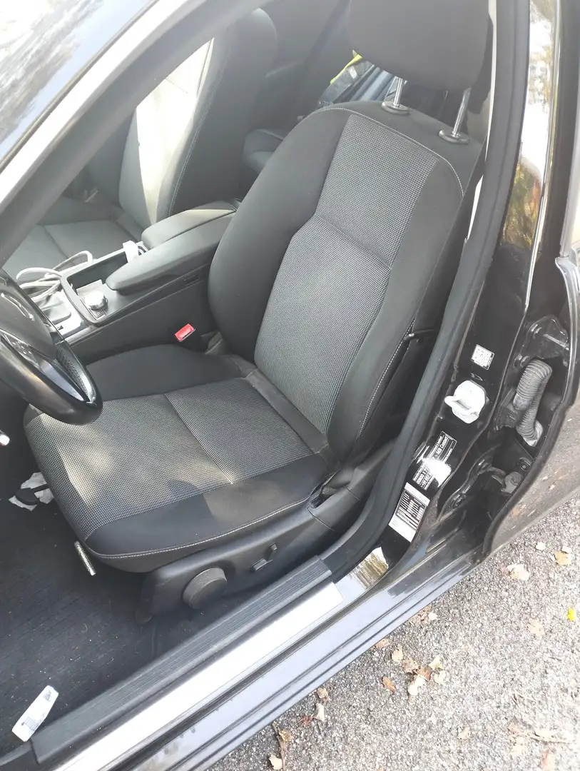 Mercedes-Benz 180 trend Nero - 2