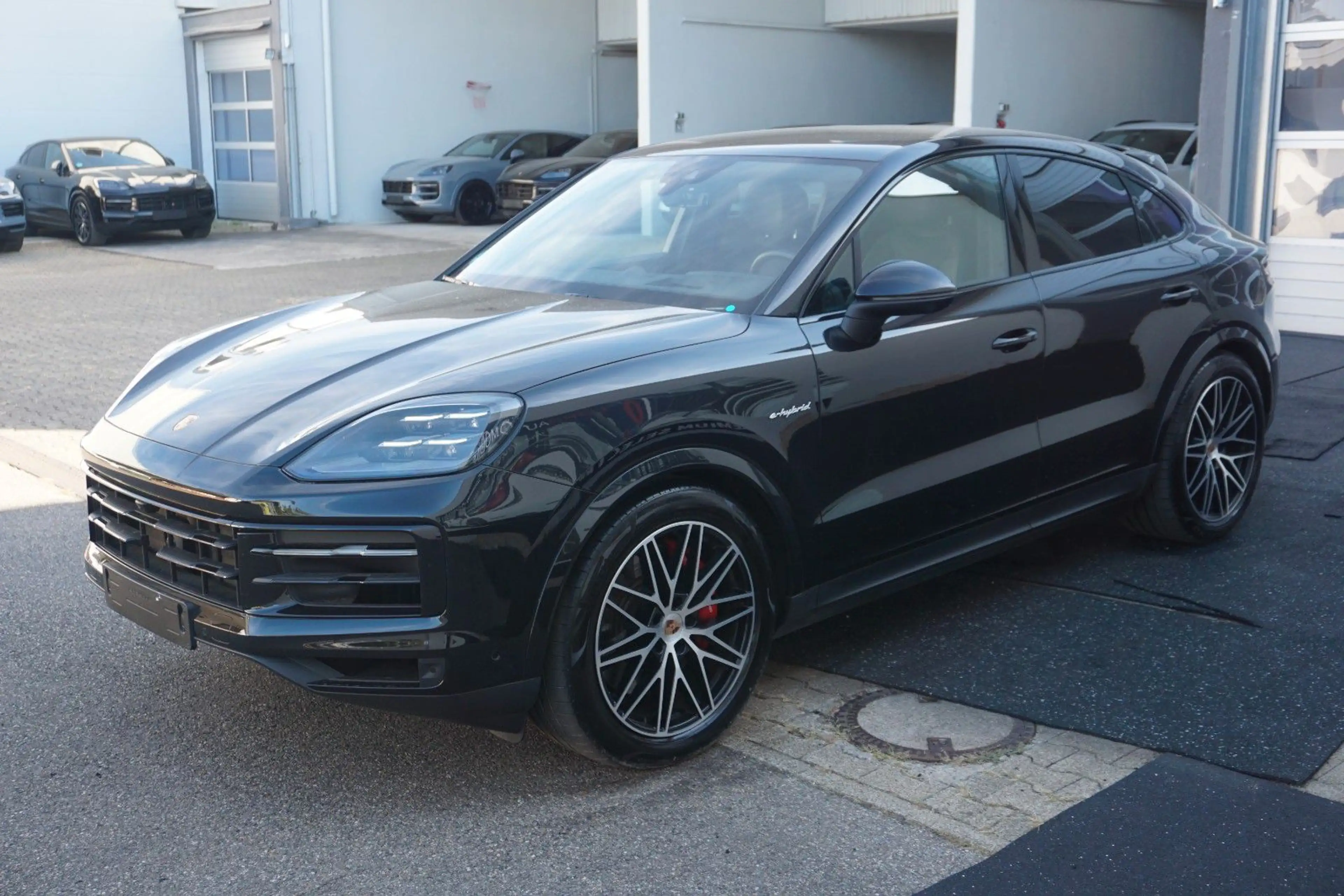 Porsche Cayenne Coupe SE-Hybrid*HAL*MASSAGE*BOSE*HeadUp* — photo 11