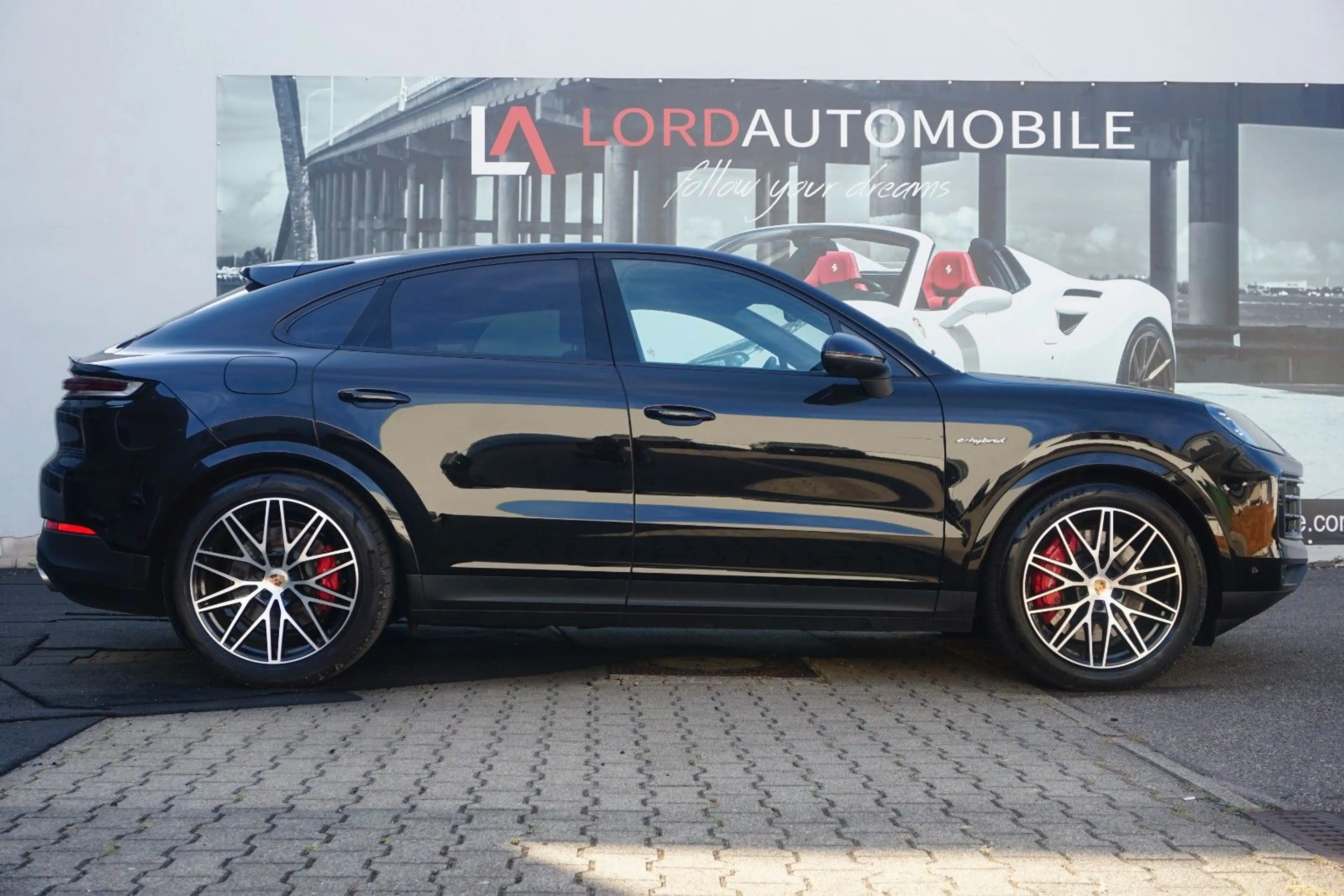 Porsche Cayenne Coupe SE-Hybrid*HAL*MASSAGE*BOSE*HeadUp*