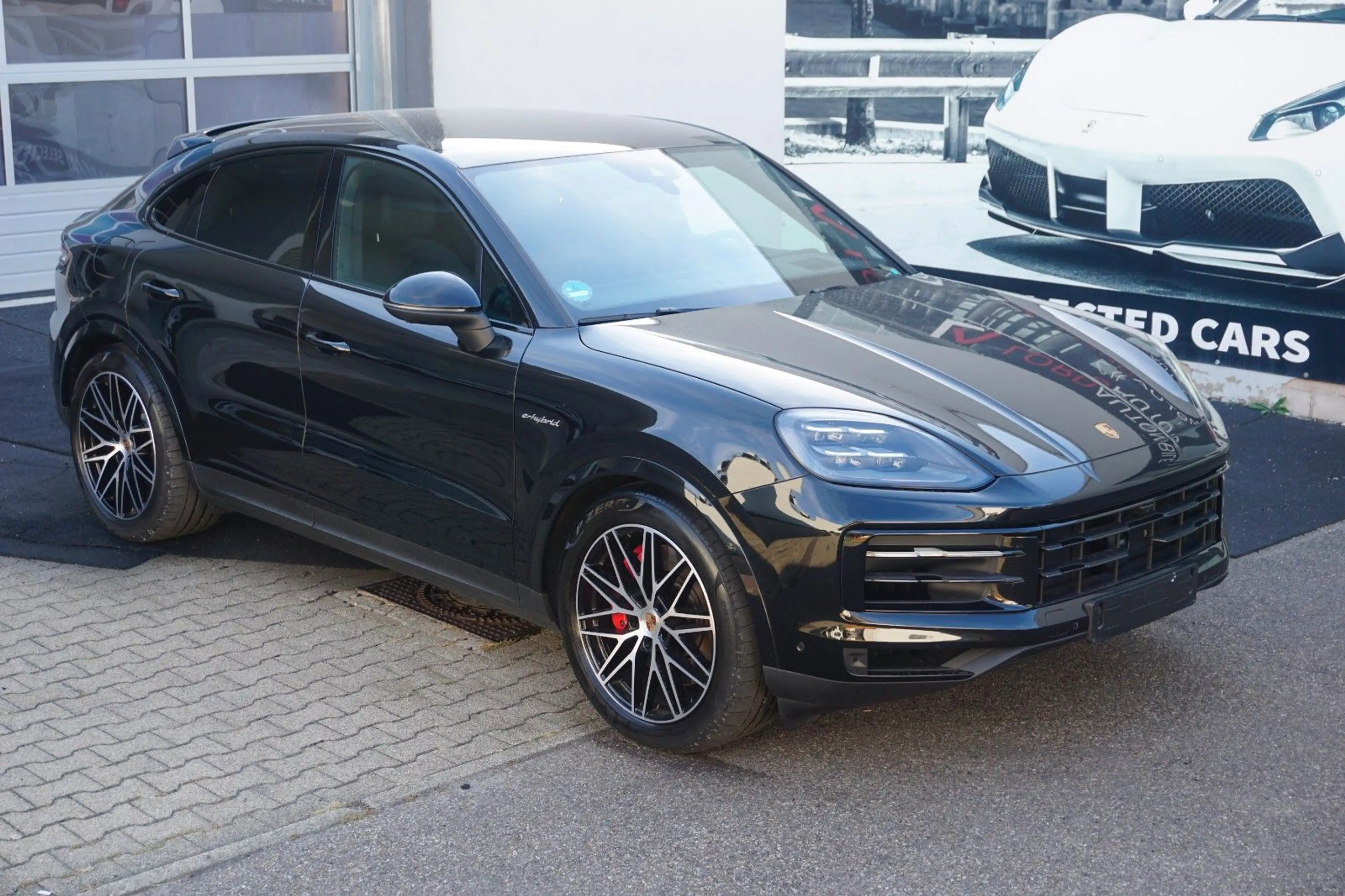 Porsche Cayenne Coupe SE-Hybrid*HAL*MASSAGE*BOSE*HeadUp* — photo 15