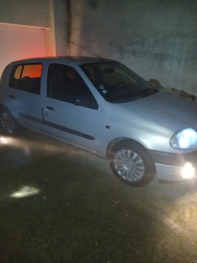 Renault Clio Clio 1.2i Chipie - 1