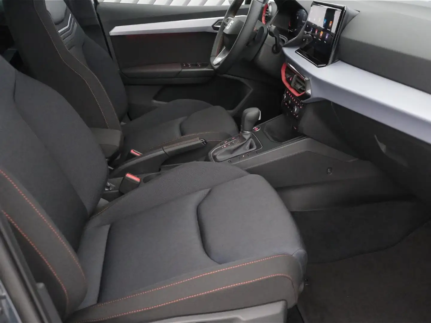 SEAT Ibiza FR 1.0 TSI 85 kW (115 PS) 7-Gang-DSG Grau - 2