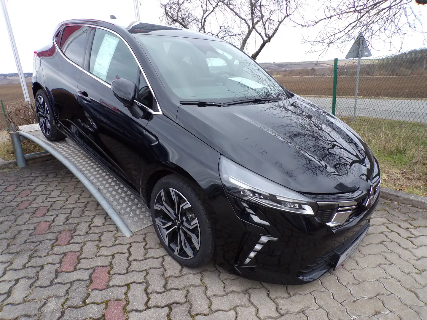 Mitsubishi Colt 1.0 Turbo SELECT Schwarz - 2