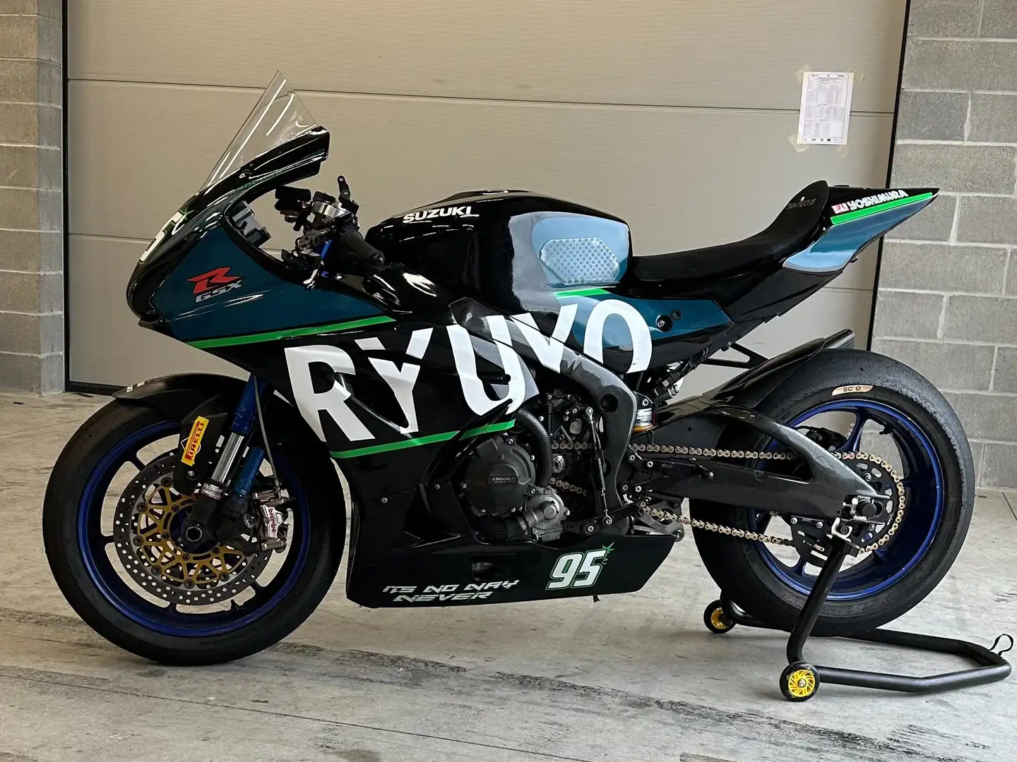 Suzuki GSX-R 1000 R abs kit Ryuyo Noir - 1