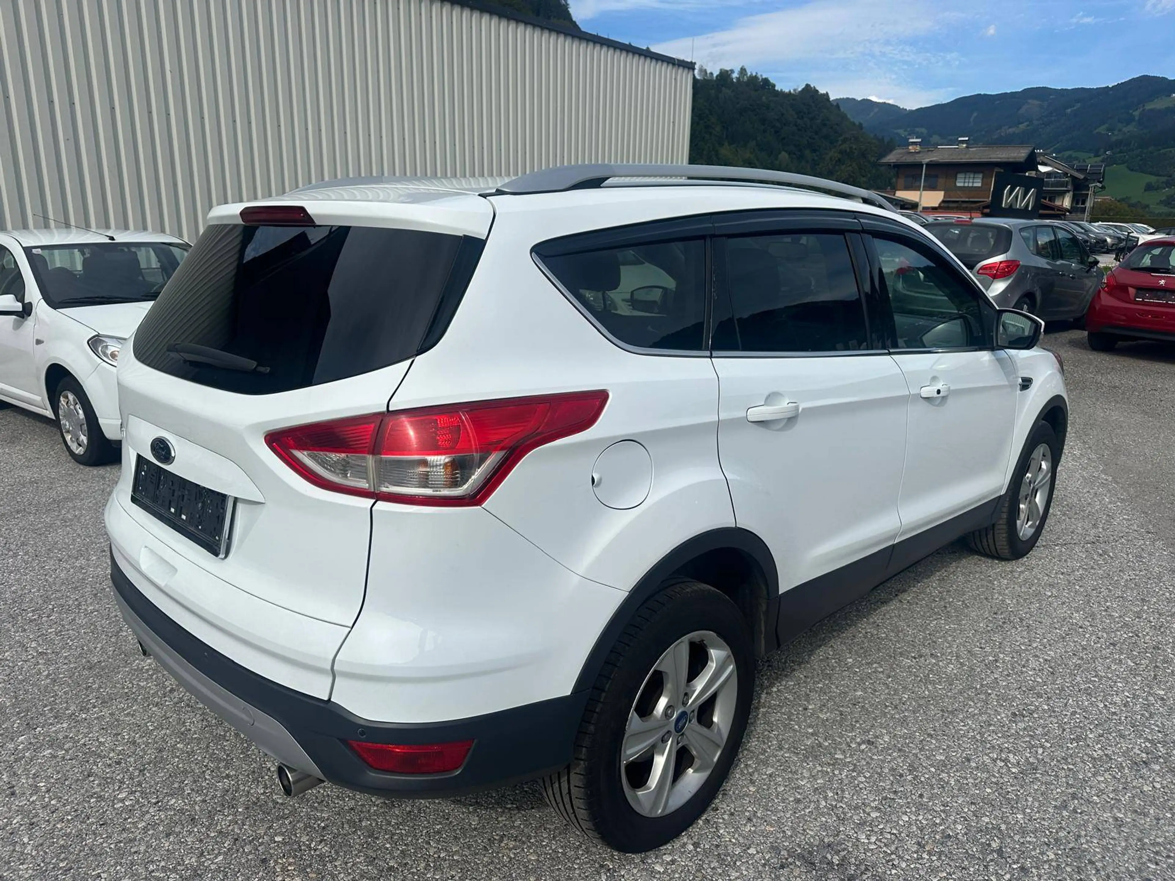 Ford Kuga 2,0 Diesel4x4 TDCI DPF Aut. — photo 3
