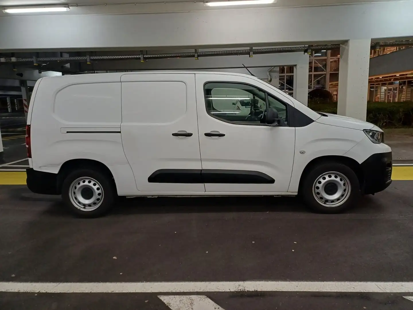 Peugeot Partner Premium L2 Weiß - 2