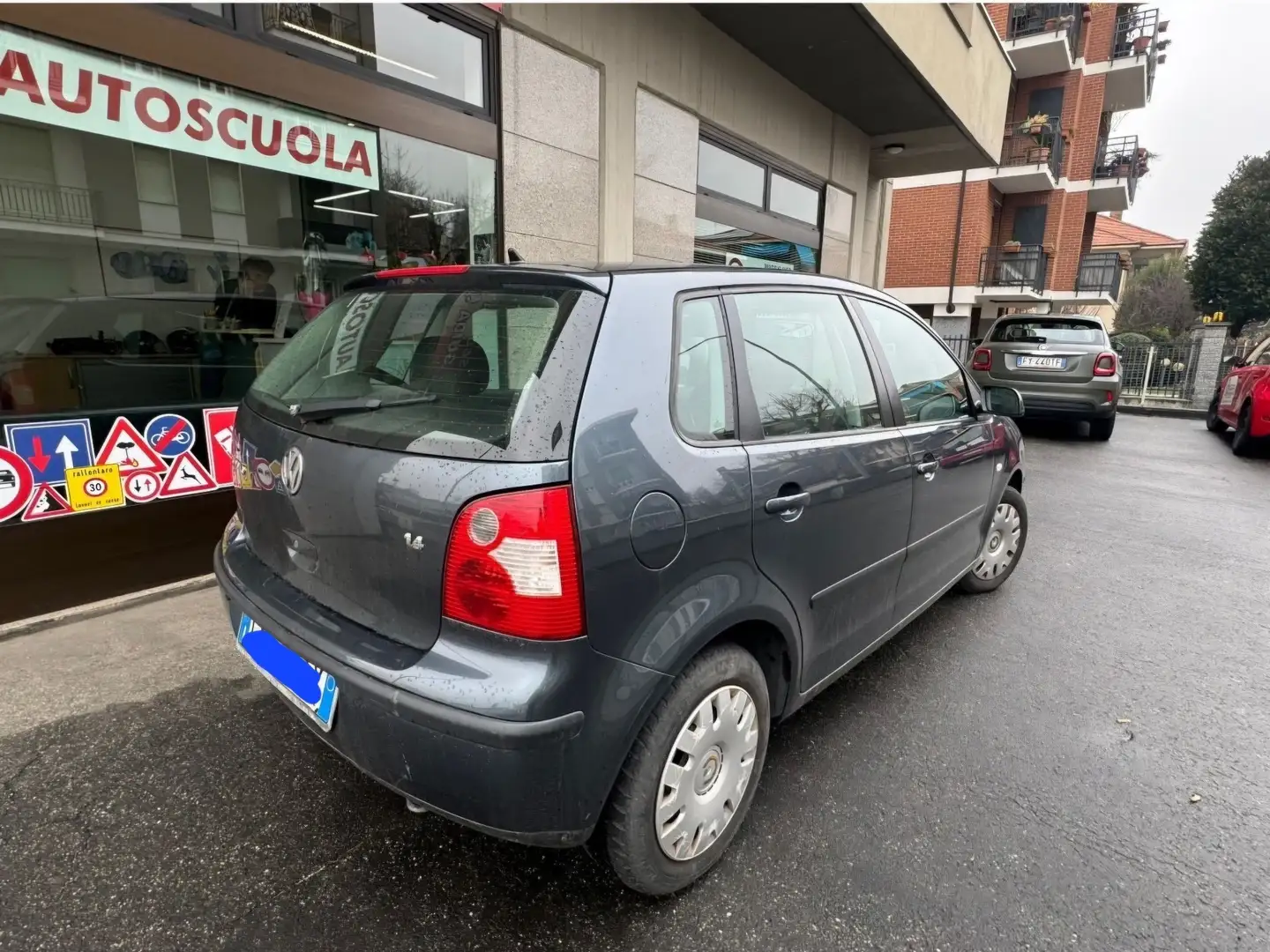 Volkswagen Polo 5p 1.4 Trendline - 2