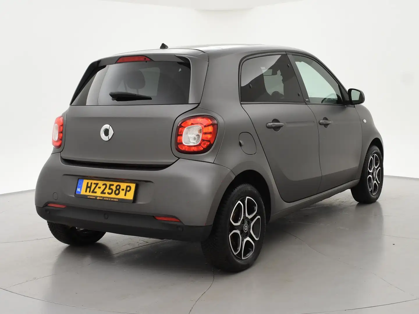 smart forFour 1.0 PASSION MAT GRIJS + PANORAMADAK | NAVIGATIE | Grijs - 2