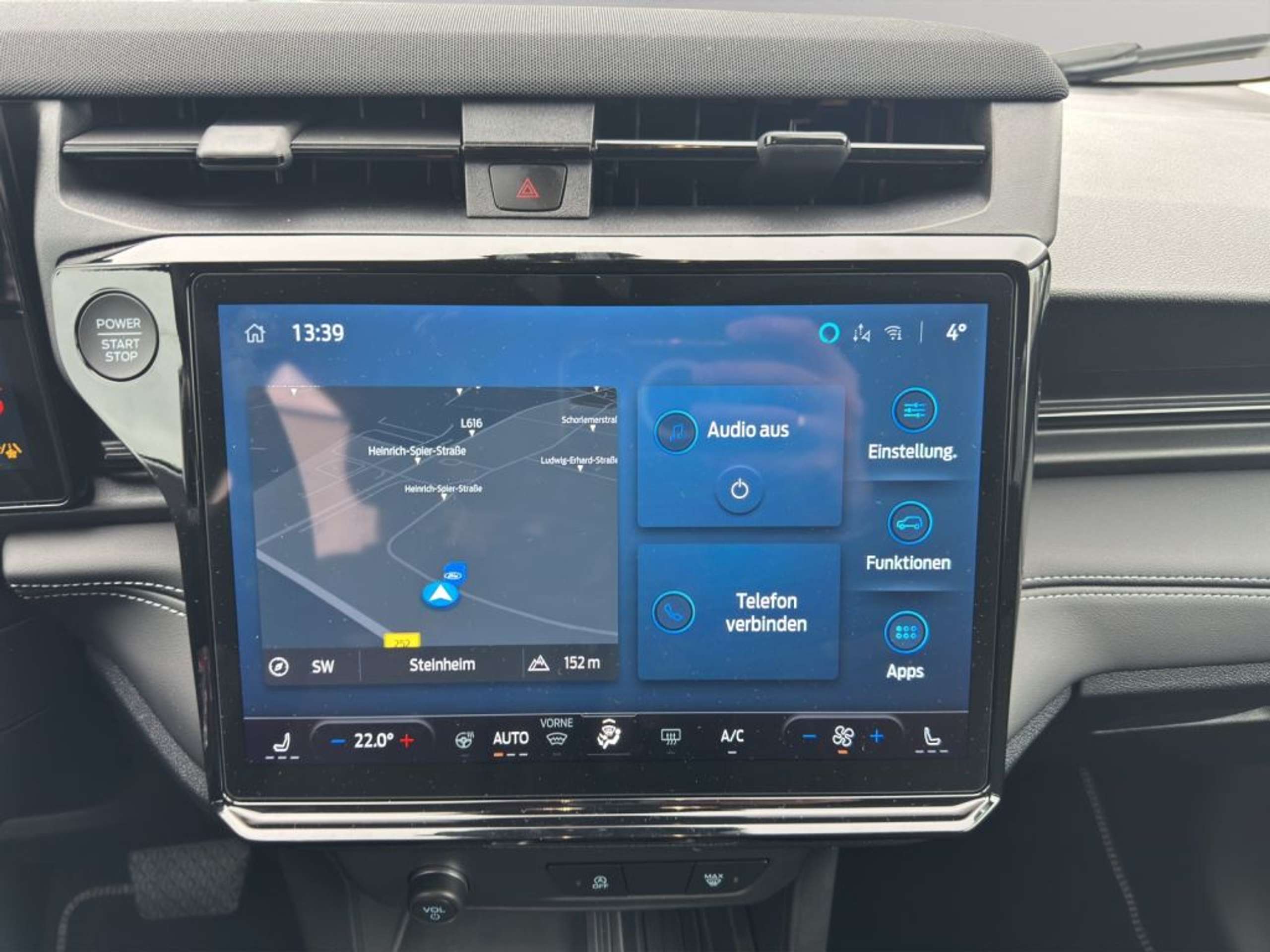 Fahrzeugabbildung Ford Puma TITANIUM 1.0 Ltr. Hybrid 125 PS *AUTOMATIK*NAVI*PD - mit KI generiert/bearbeitet
