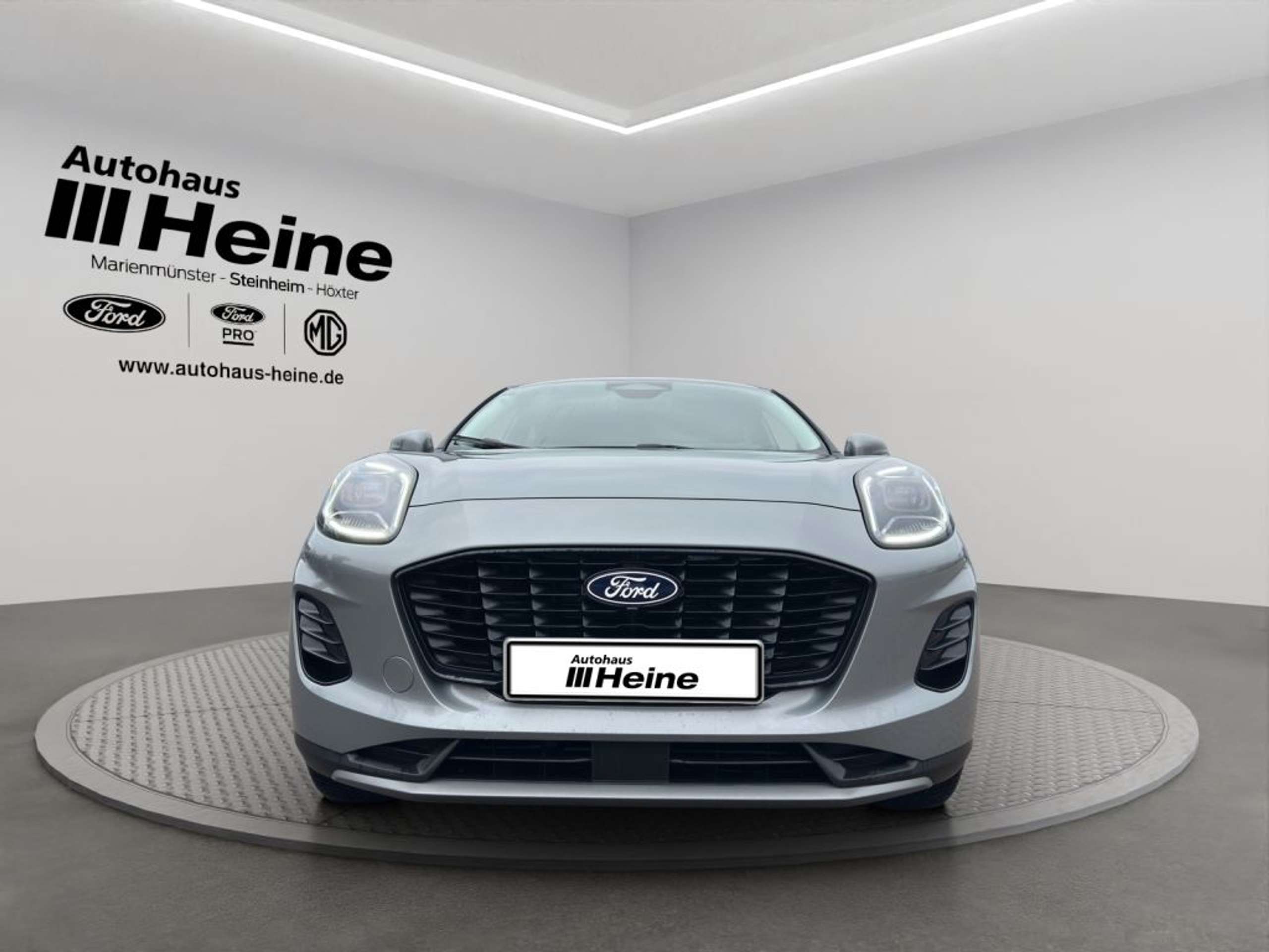 Fahrzeugabbildung Ford Puma TITANIUM 1.0 Ltr. Hybrid 125 PS *AUTOMATIK*NAVI*PD - mit KI generiert/bearbeitet