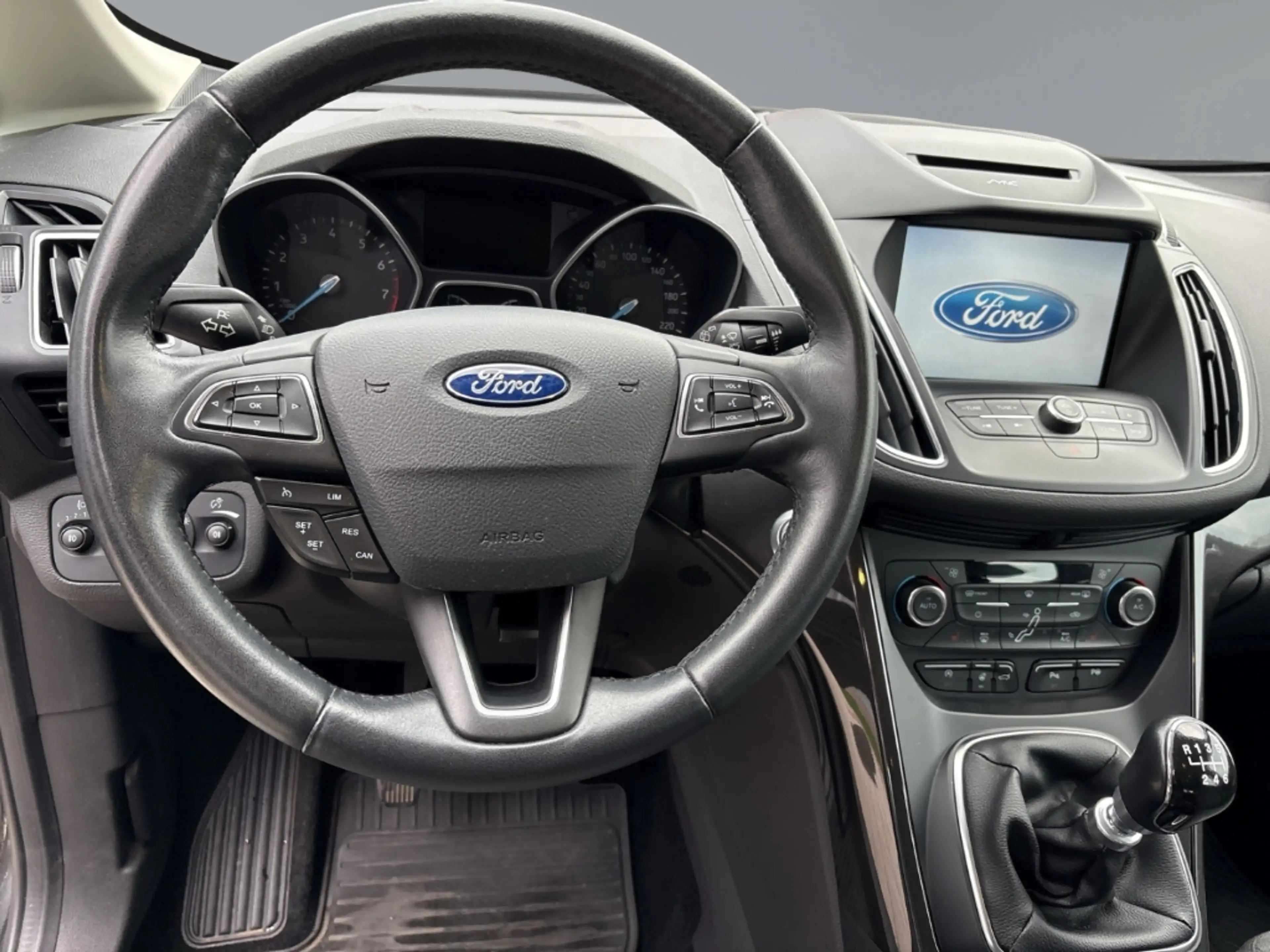 Ford C-Max Titanium Navi GJR PDC Winterpaket Klimaaut. USB — photo 9