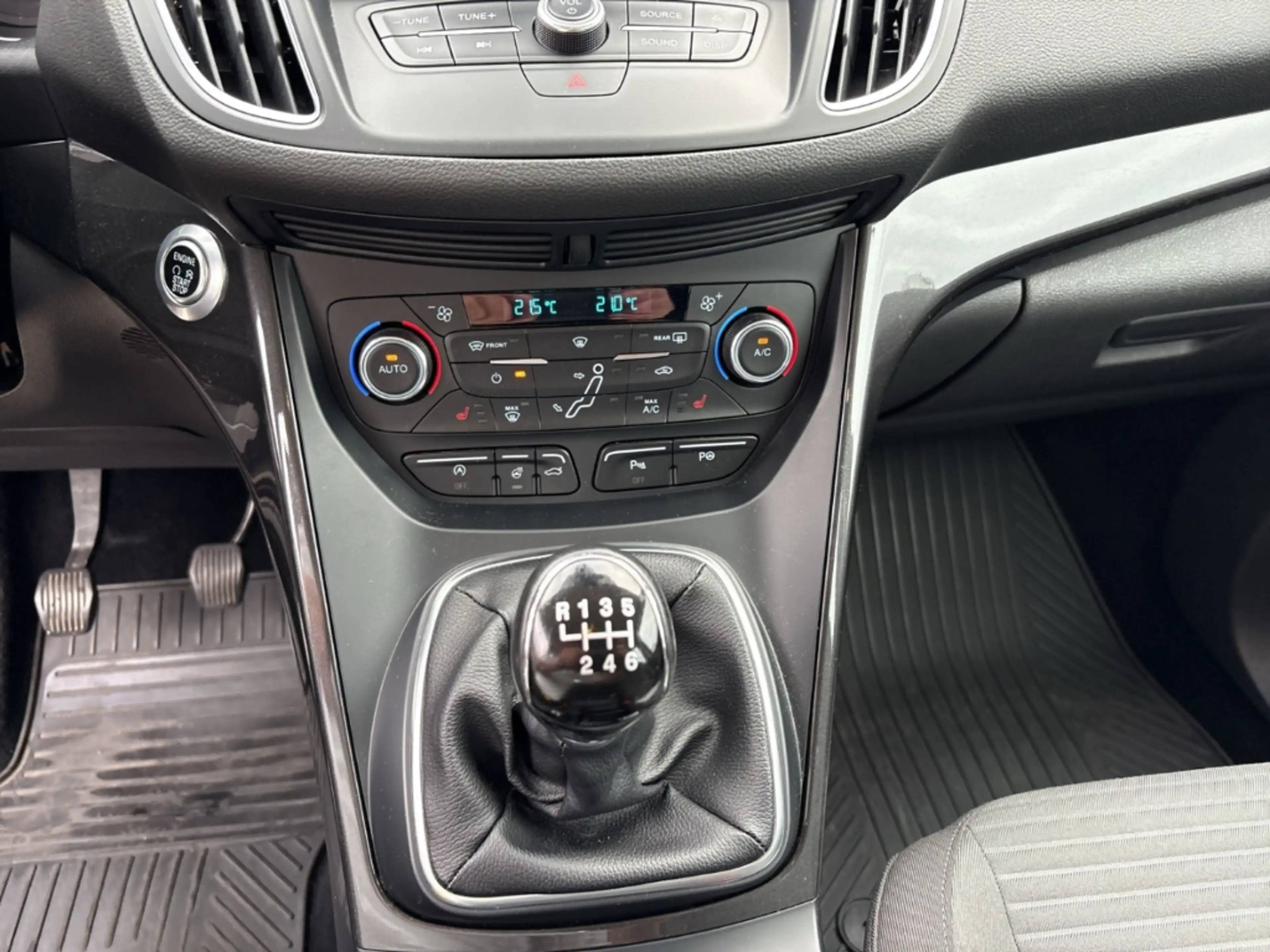 Ford C-Max Titanium Navi GJR PDC Winterpaket Klimaaut. USB — photo 14