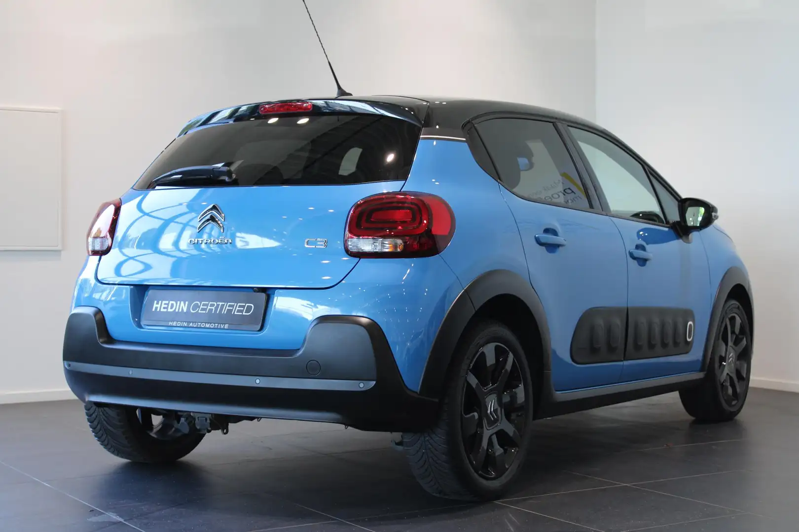 Citroen C3 1.2 PureTech Shine Blauw - 2