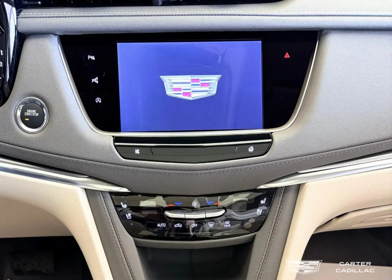 Cadillac XT5 снимка Cadillac XT5