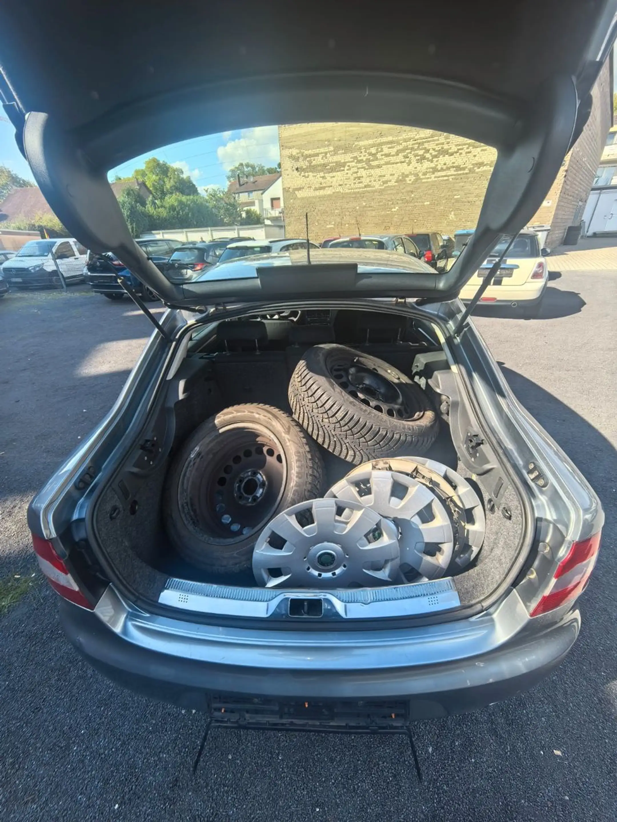 Skoda Superb Comfort Schiebedach/PDC — photo 14
