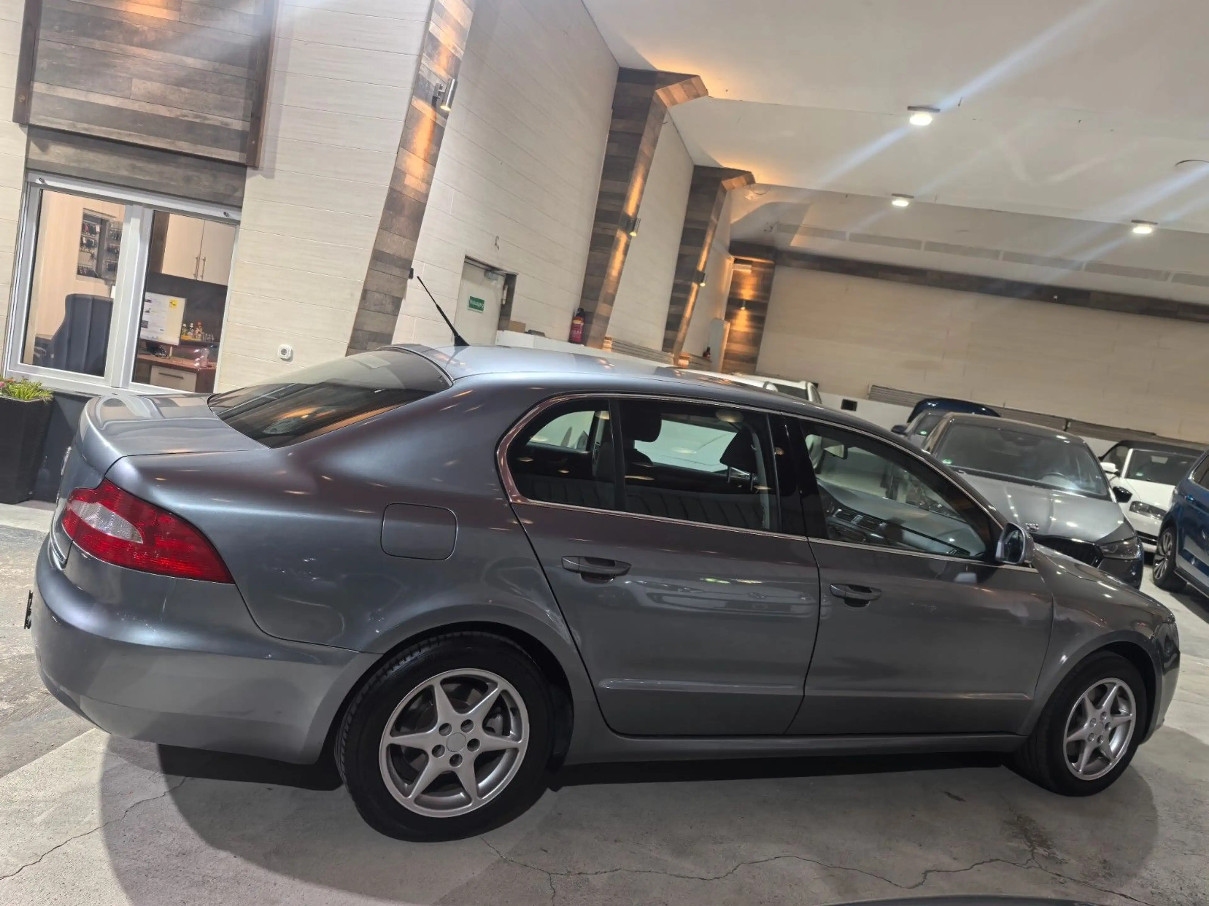 Skoda Superb Comfort Schiebedach/PDC — photo 7