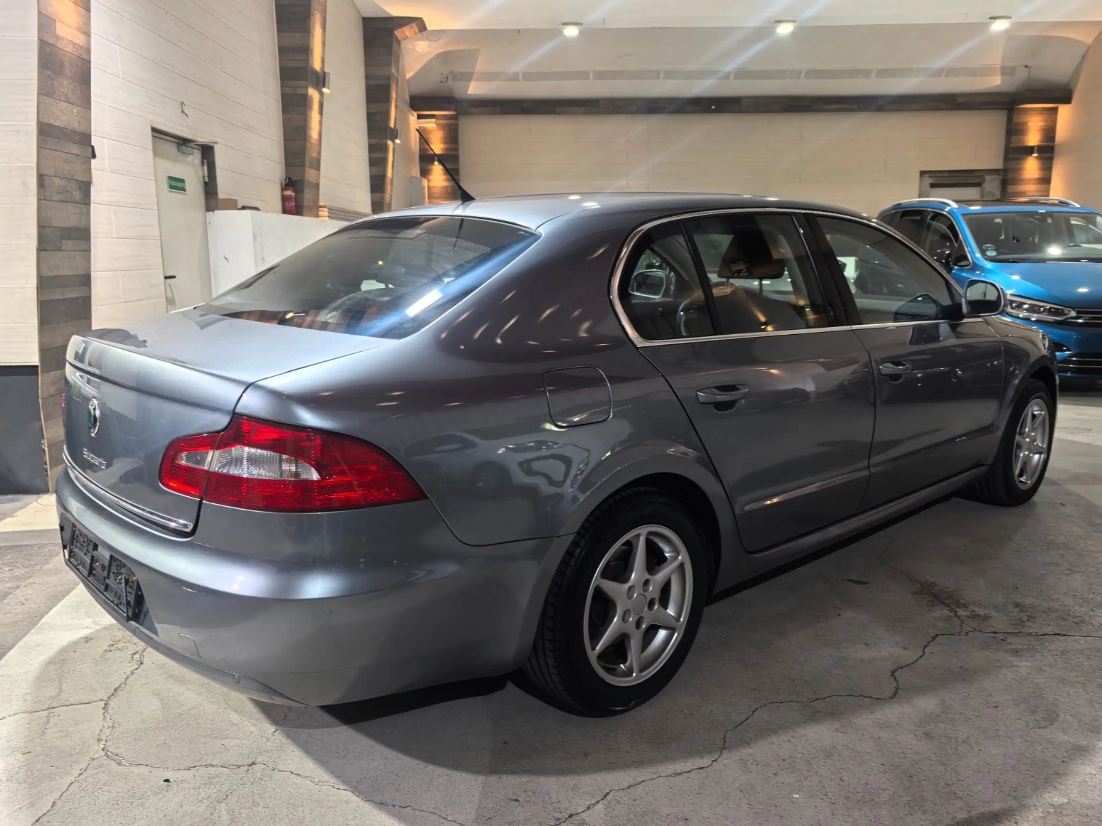 Skoda Superb Comfort Schiebedach/PDC — photo 6