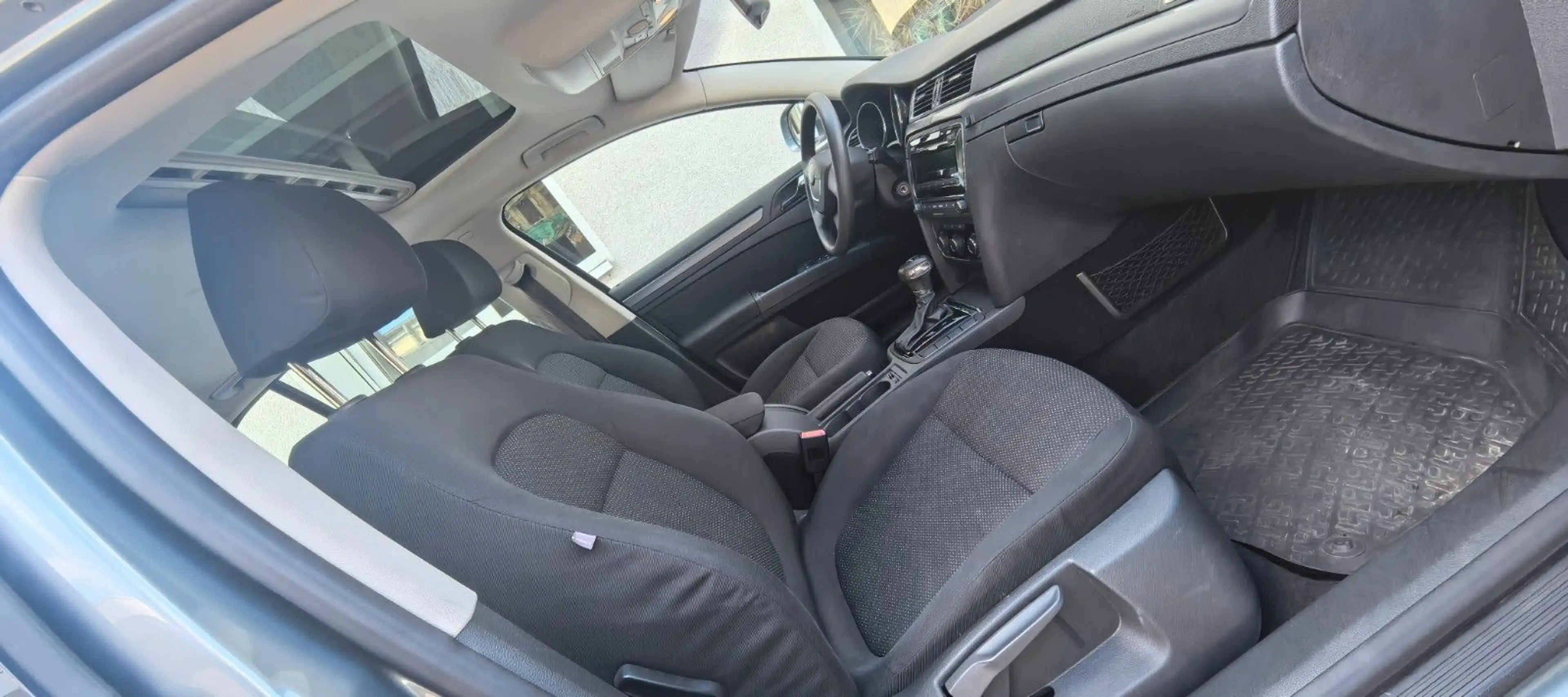 Skoda Superb Comfort Schiebedach/PDC — photo 31