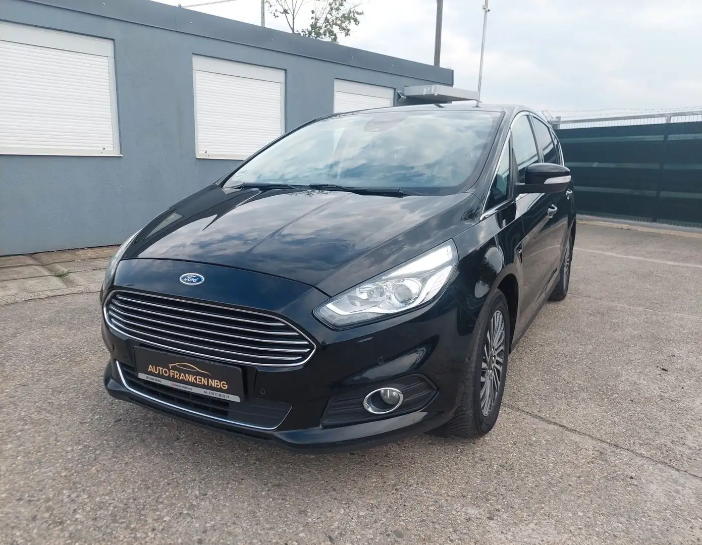 Ford S-Max S-MAX Titanium/AUTOMATIK/NAVI/KAMERA Noir - 2