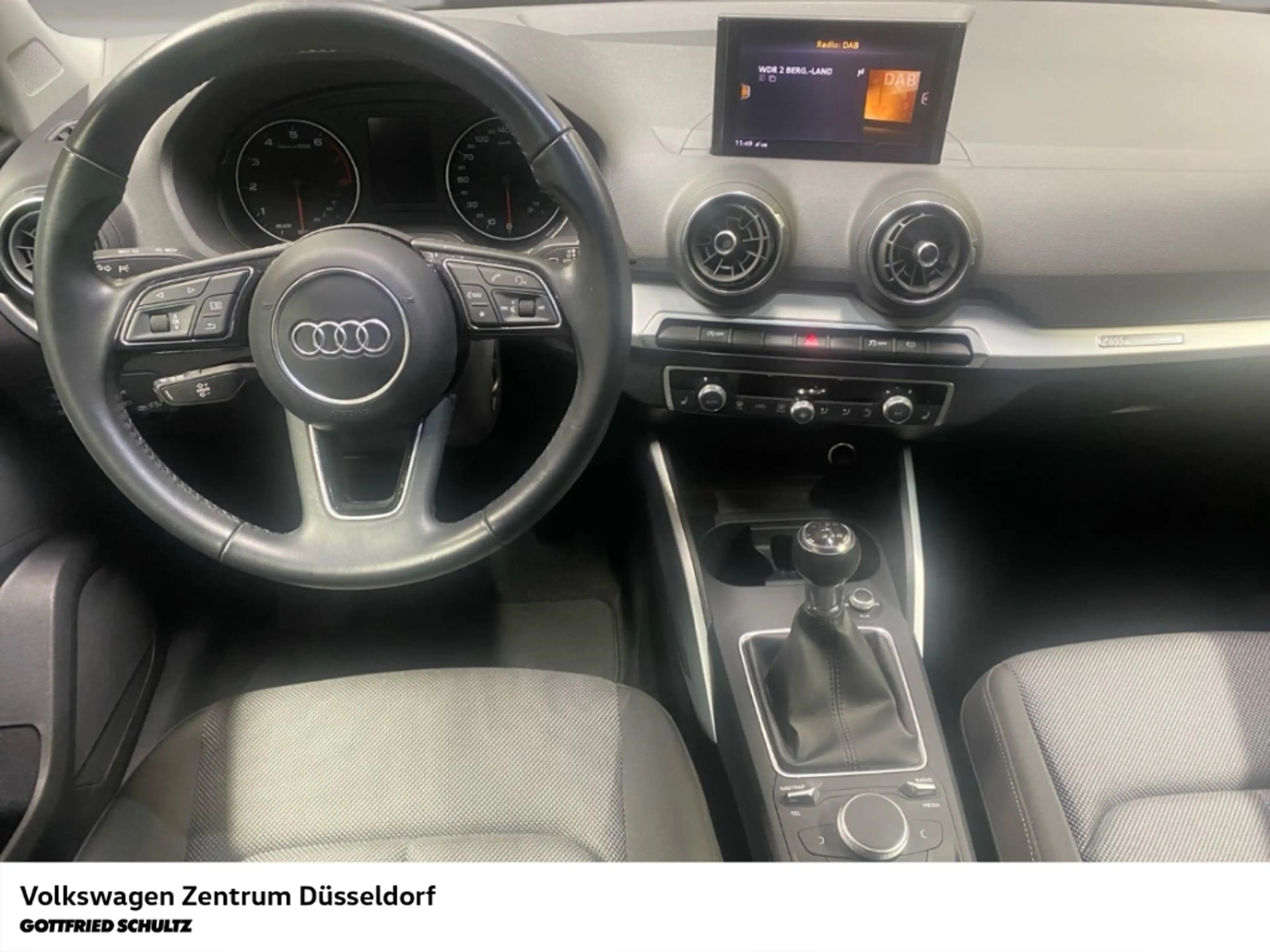 Audi Q2 Sport 30 TSI AHK Navi LED GRA — photo 6
