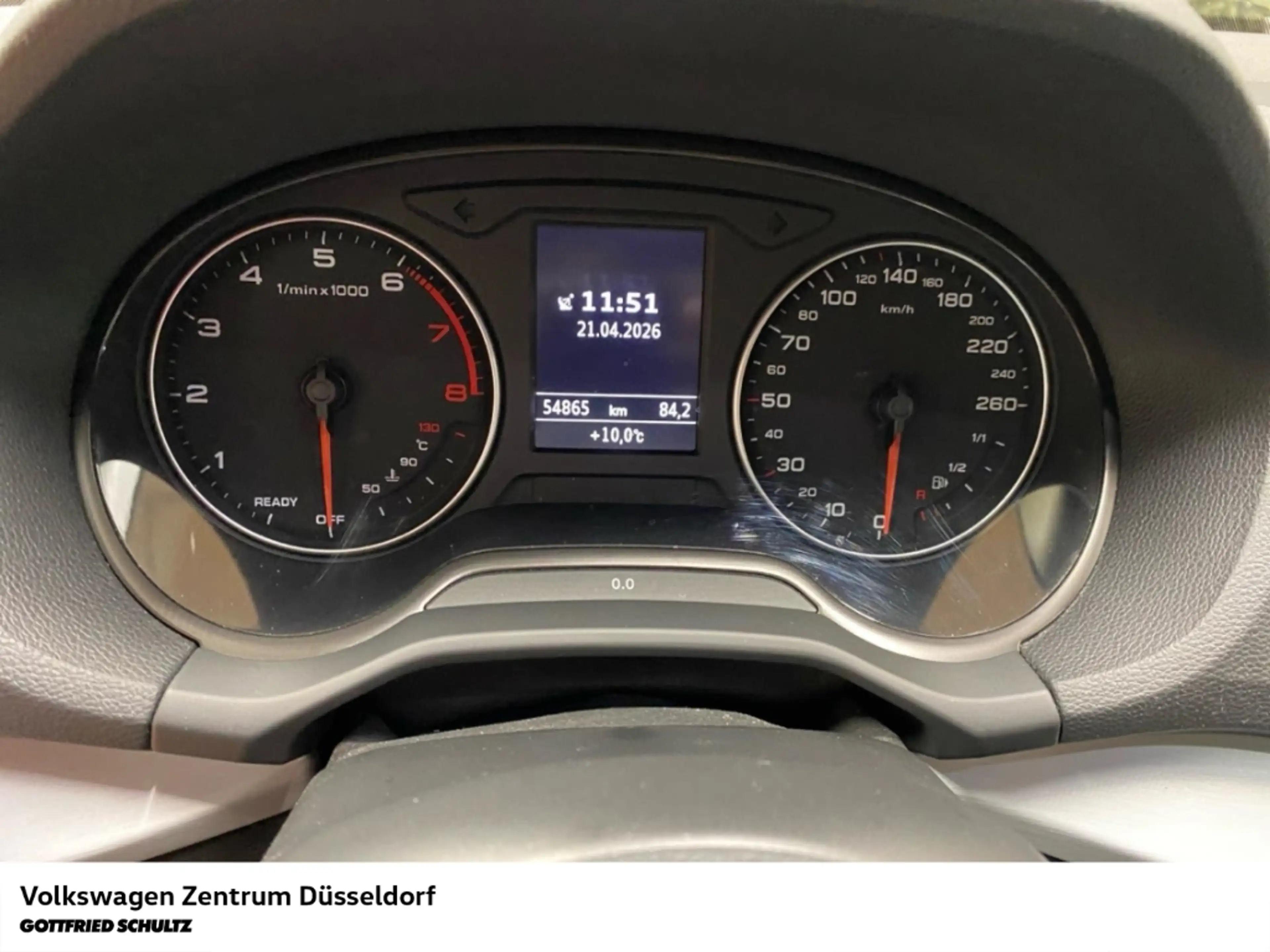 Audi Q2 Sport 30 TSI AHK Navi LED GRA — photo 12