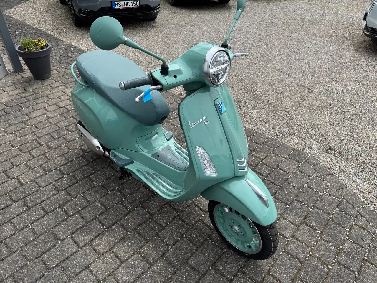 Vespa Primavera 125