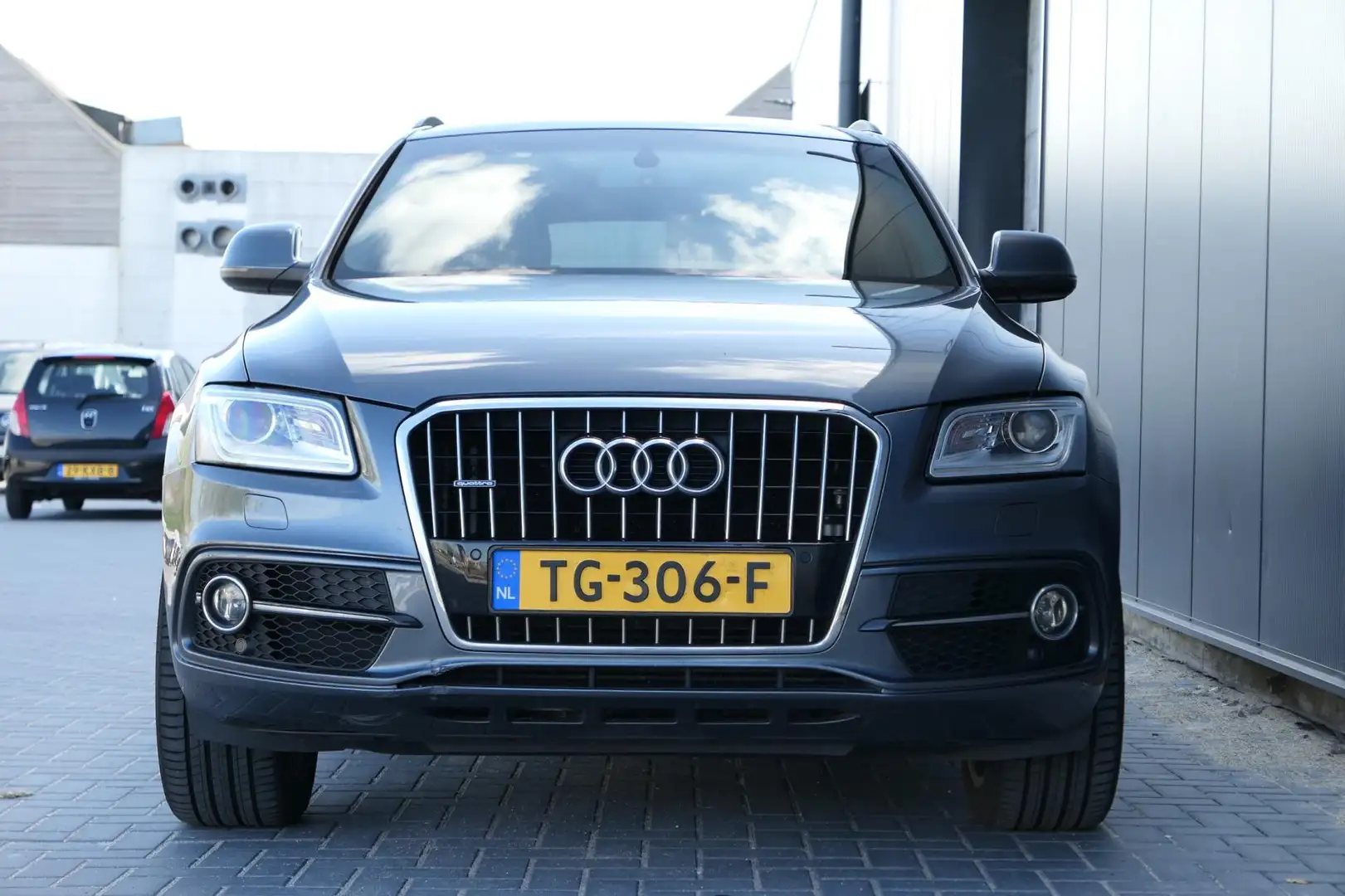 Audi Q5 3.0 TDI quattro Pro Line S S-line Navi Facelift Cr Grijs - 2