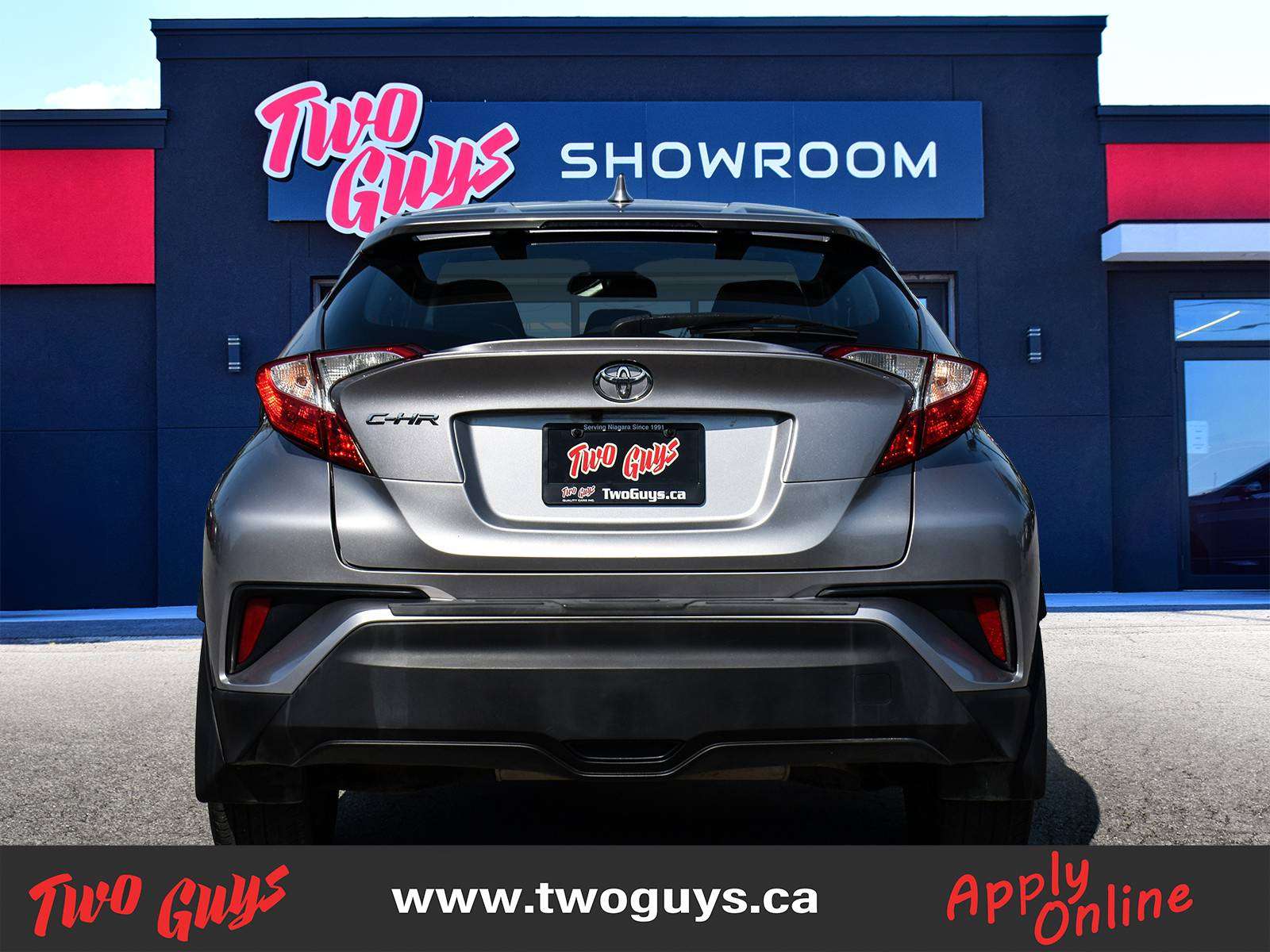 2018 Toyota C-HR XLE Back Up Camera Heated Front Seats photo 8
