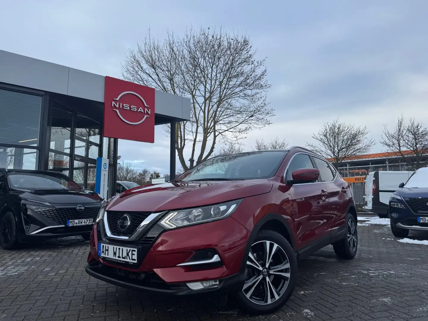 Nissan Qashqai 1.3 DIG-T DCT Zama/PANORAMA/360°/NAVI Rot - 1