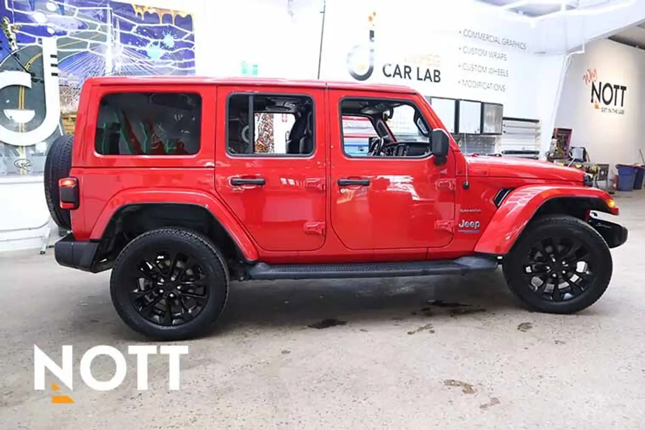 Jeep Wrangler снимка Jeep Wrangler