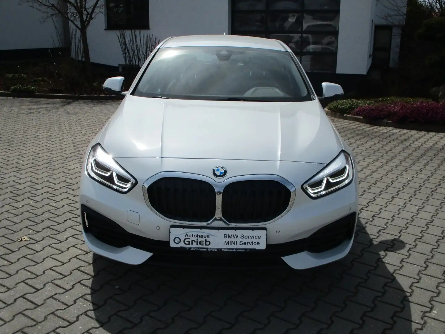 BMW 118 iA Advantage Driving-Parking Assist LED DAB Blanc - 1