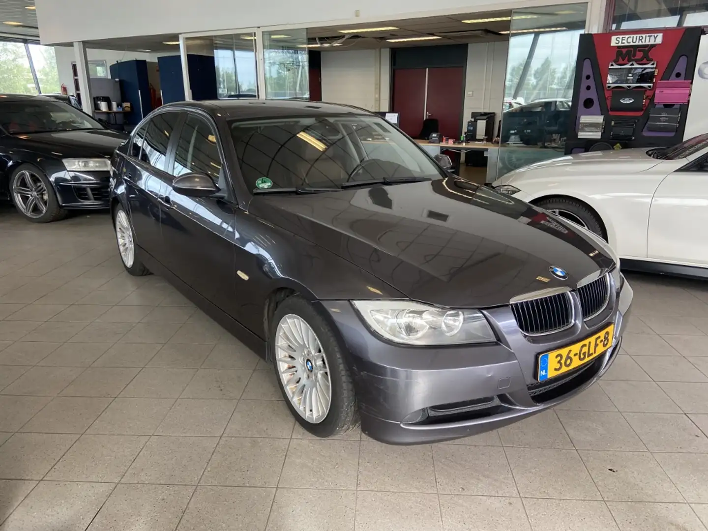 BMW 316 3-serie 316i Executive Grijs - 1