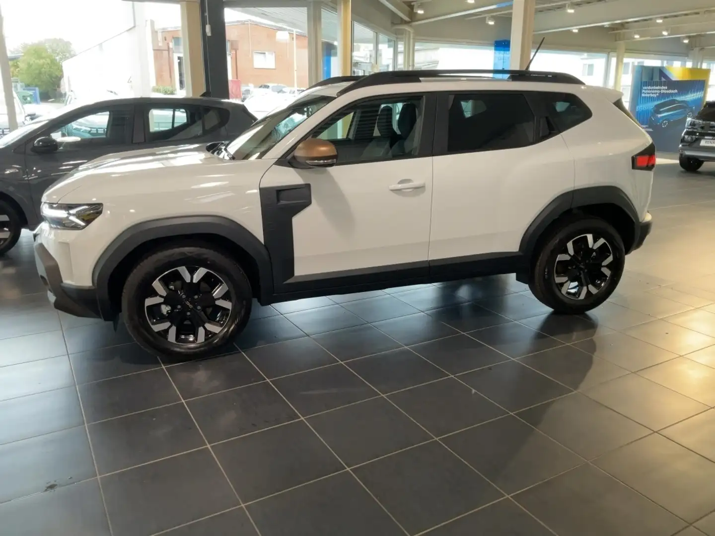 Dacia Duster III TCe 130 Extreme Blanc - 2