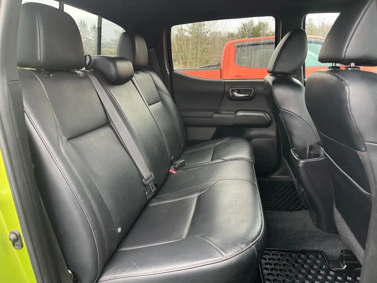 Toyota Tacoma снимка Toyota Tacoma