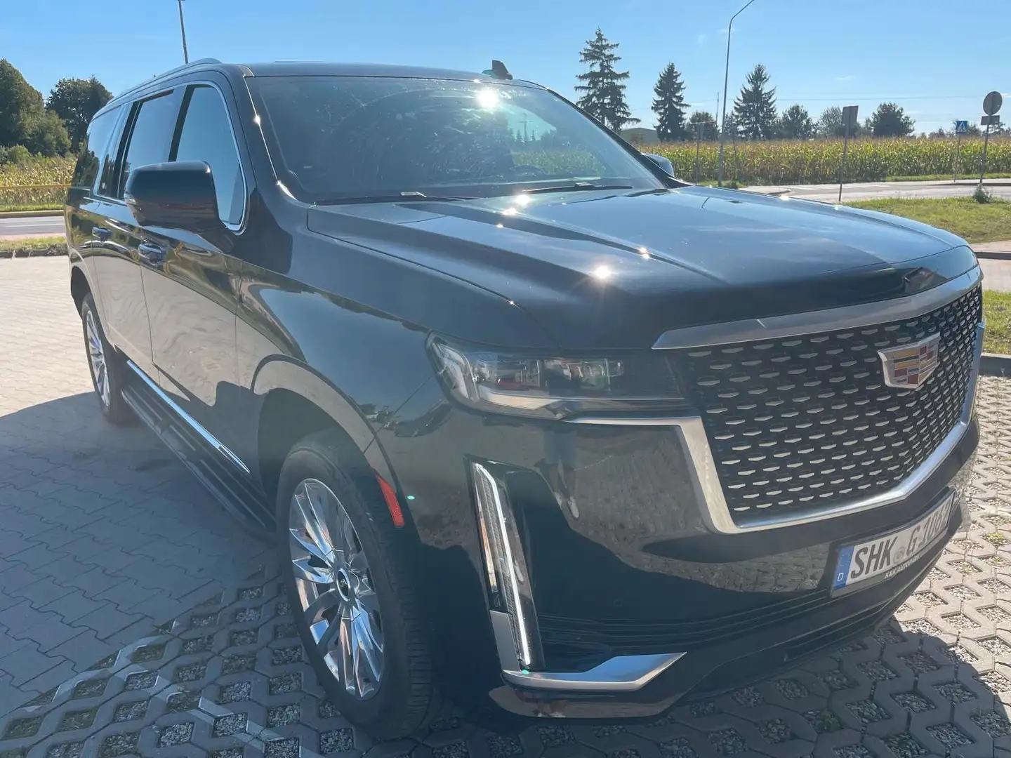 Cadillac Escalade Diesel  D600 Vollausstatung Schwarz - 1