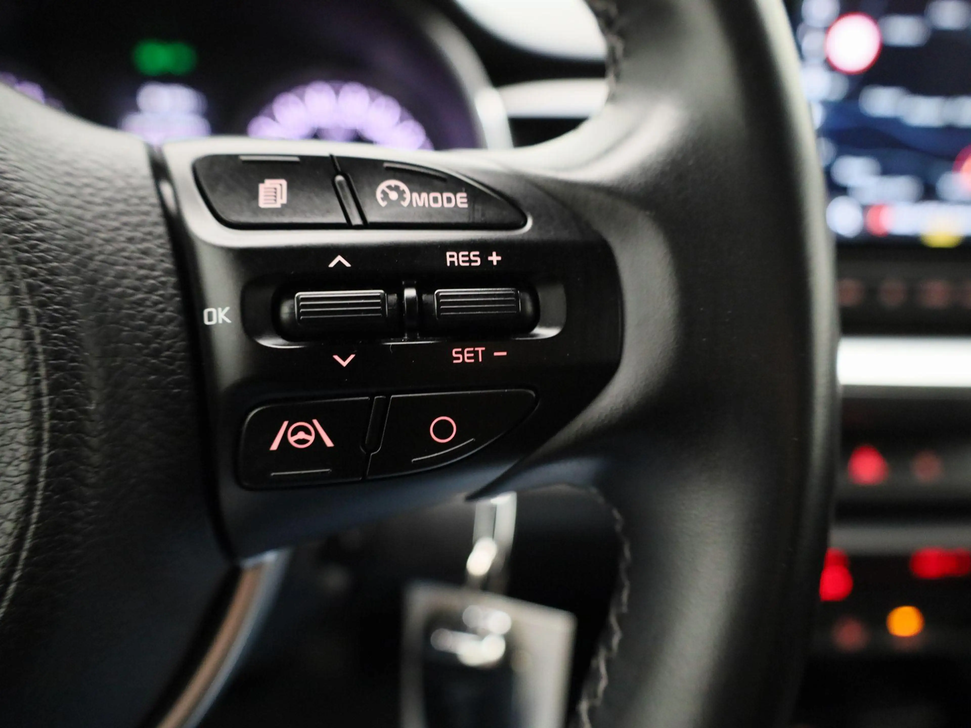 Kia Stonic 1.0 T 100 More — photo 15