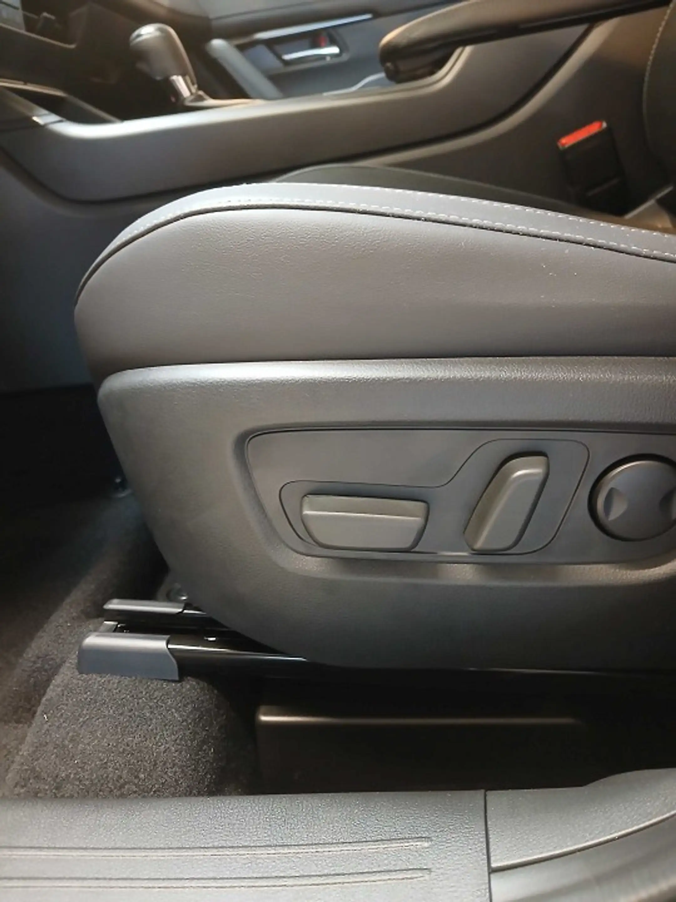 Mazda CX-5 2.5L e-SKYACTIV G 141ps — photo 10