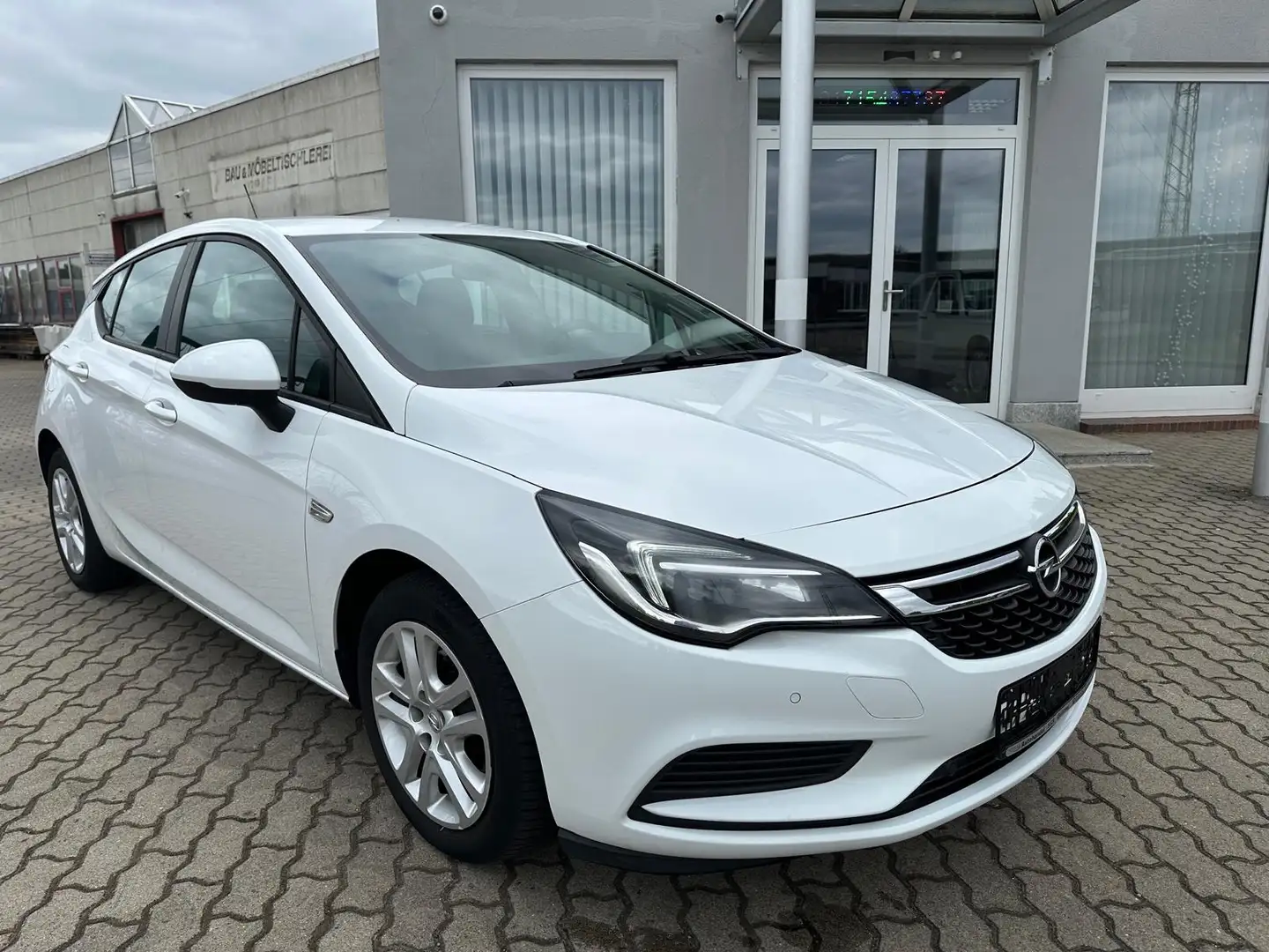 Opel Astra Blanc - 2