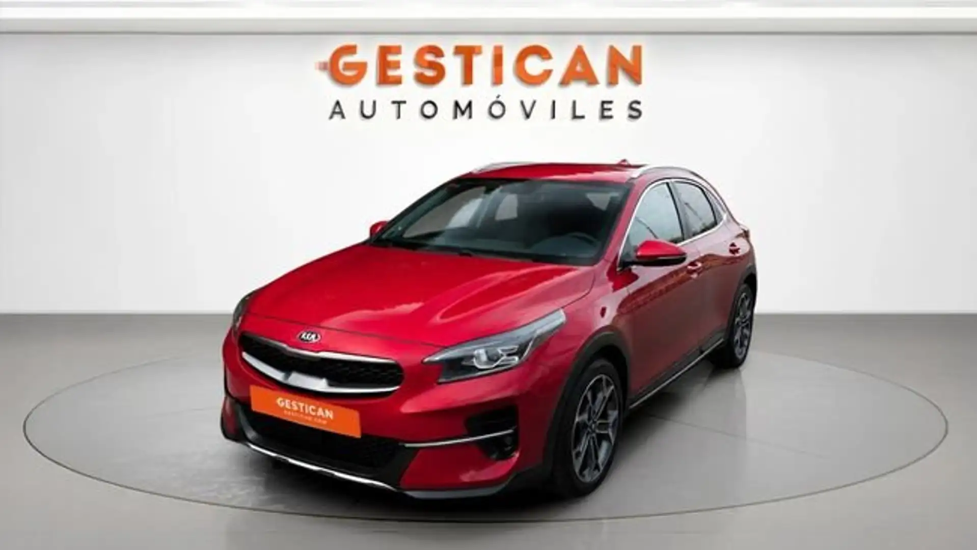 Kia XCeed 1.0 T-GDi Drive Rojo - 1