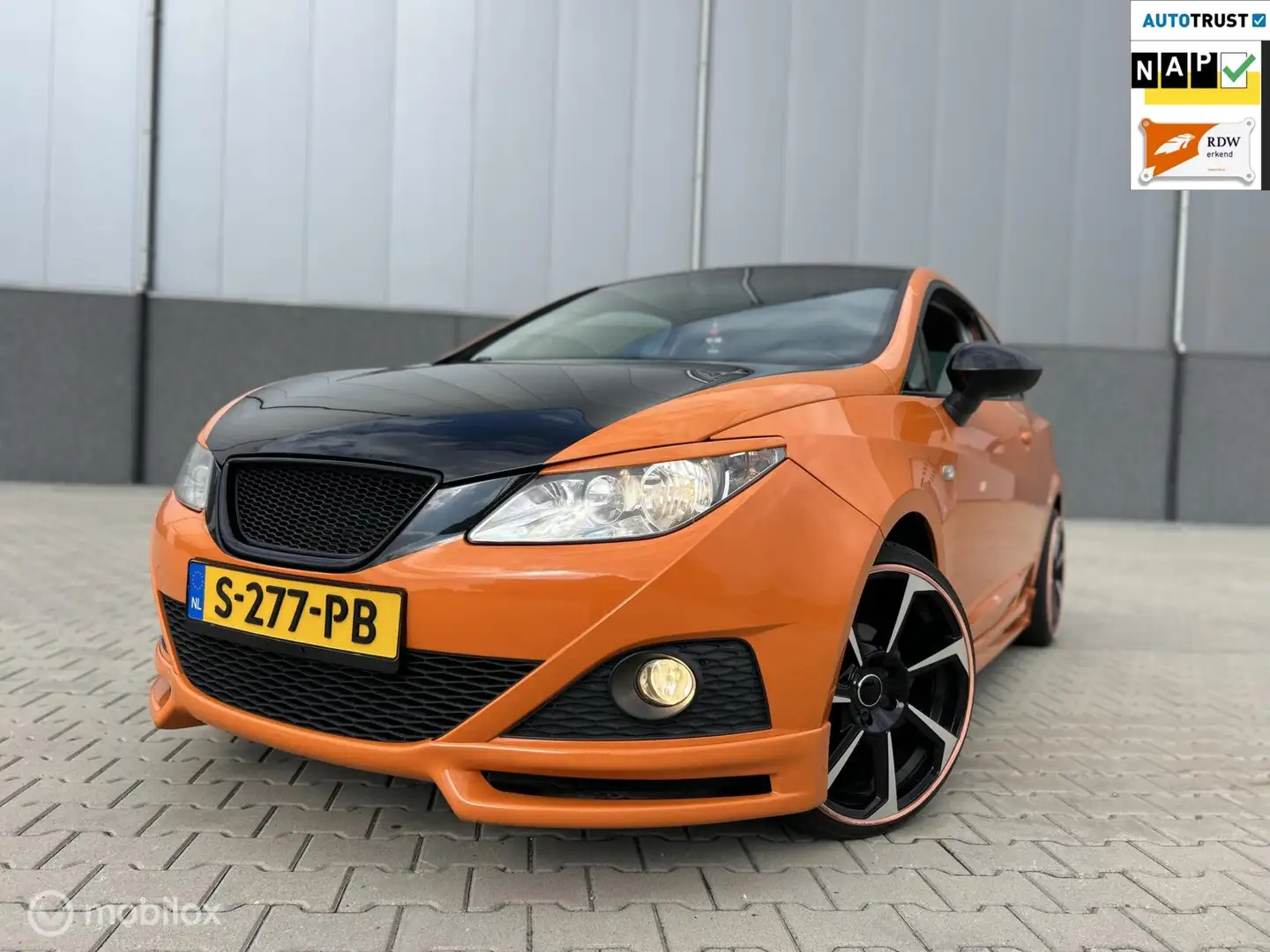 SEAT Ibiza SC 1.4 Sport/CUPRA LOOK/APK/AIRCO/CARPLAY/ Orange - 1