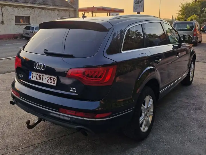 Audi Q7 Q7 3.0 TDI DPF quattro tiptronic